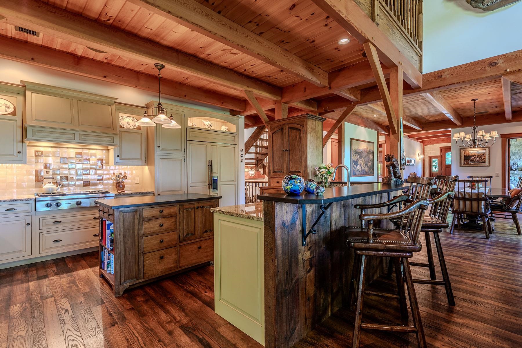 2072 Saw Mill Hill Road Property Photo 14