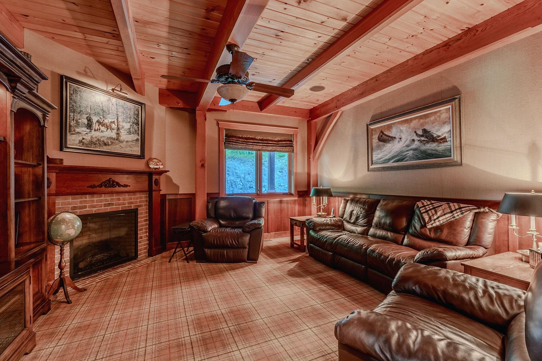 2072 Saw Mill Hill Road Property Photo 19