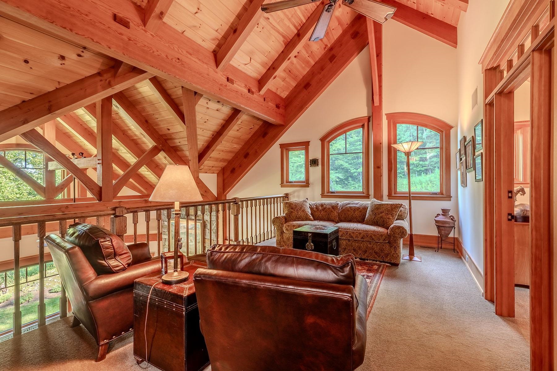 2072 Saw Mill Hill Road Property Photo 22