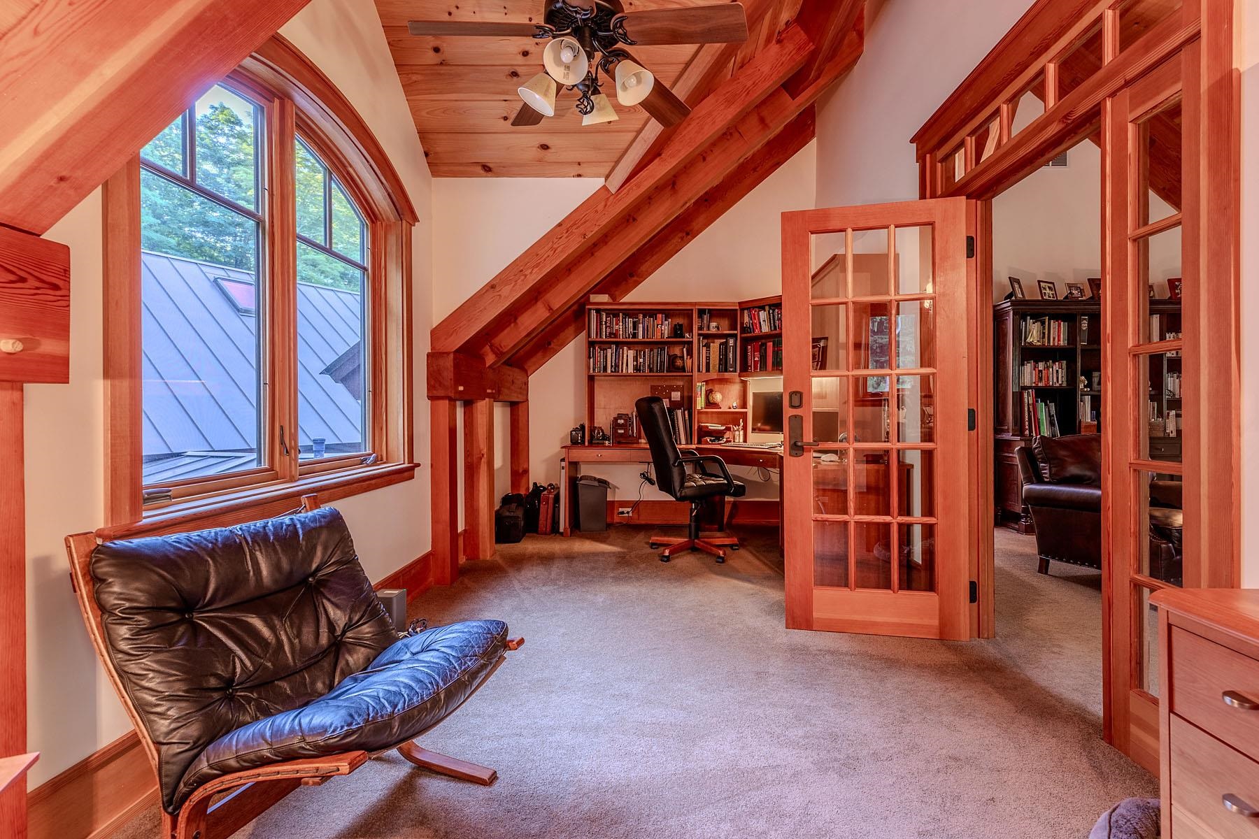 2072 Saw Mill Hill Road Property Photo 25