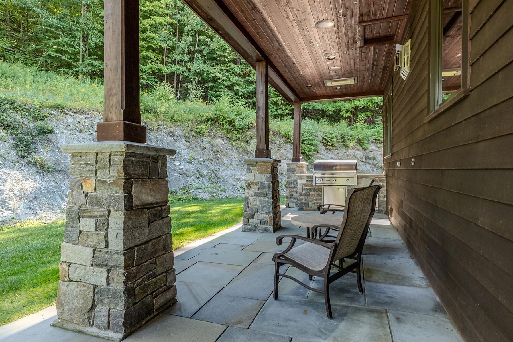 2072 Saw Mill Hill Road Property Photo 43