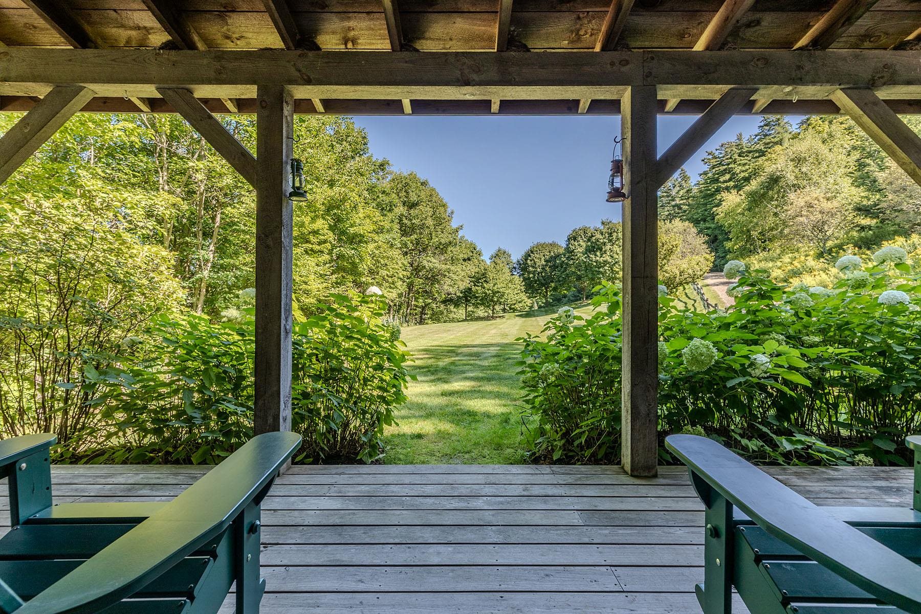2072 Saw Mill Hill Road Property Photo 49