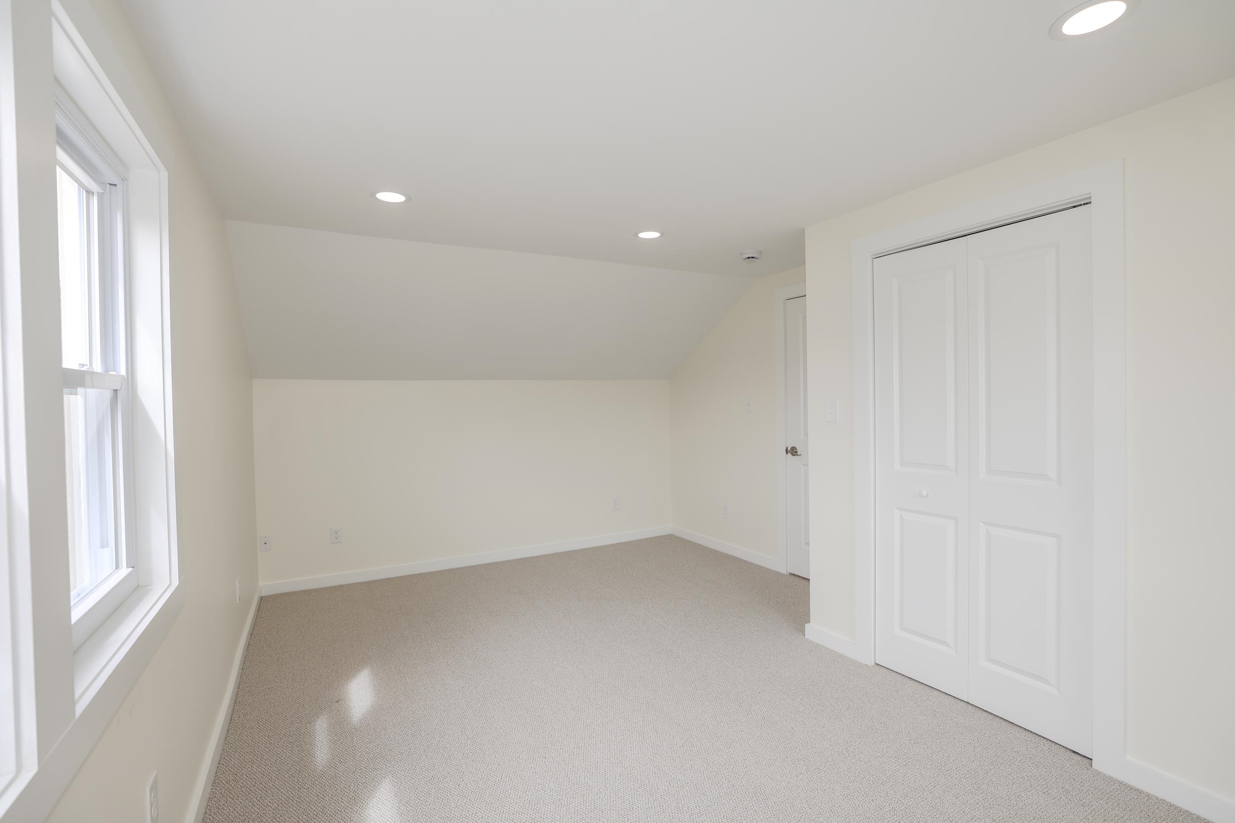9 Dustin Homestead Property Photo 11