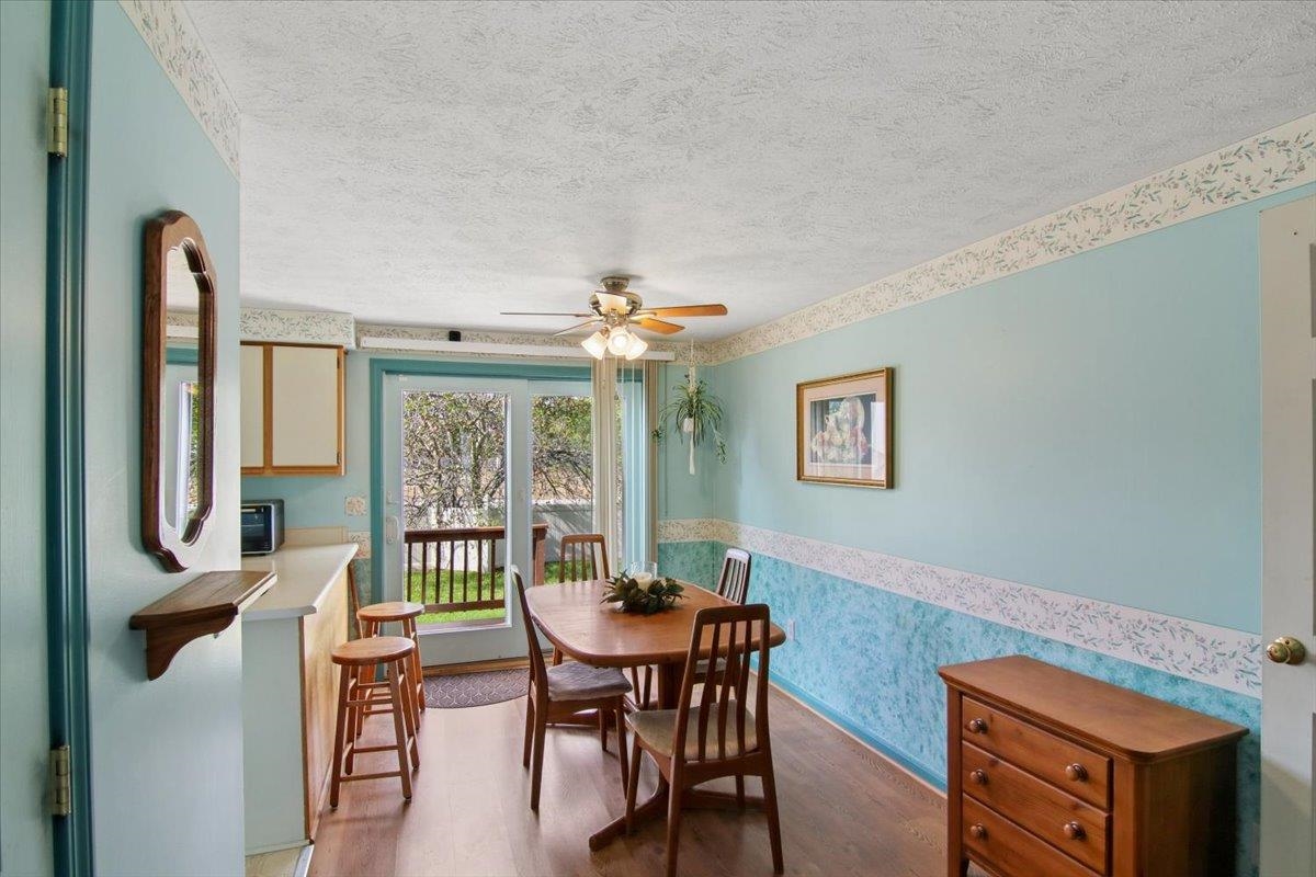 26 East Meadow Way Property Photo 5