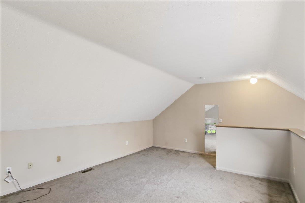 26 East Meadow Way Property Photo 13