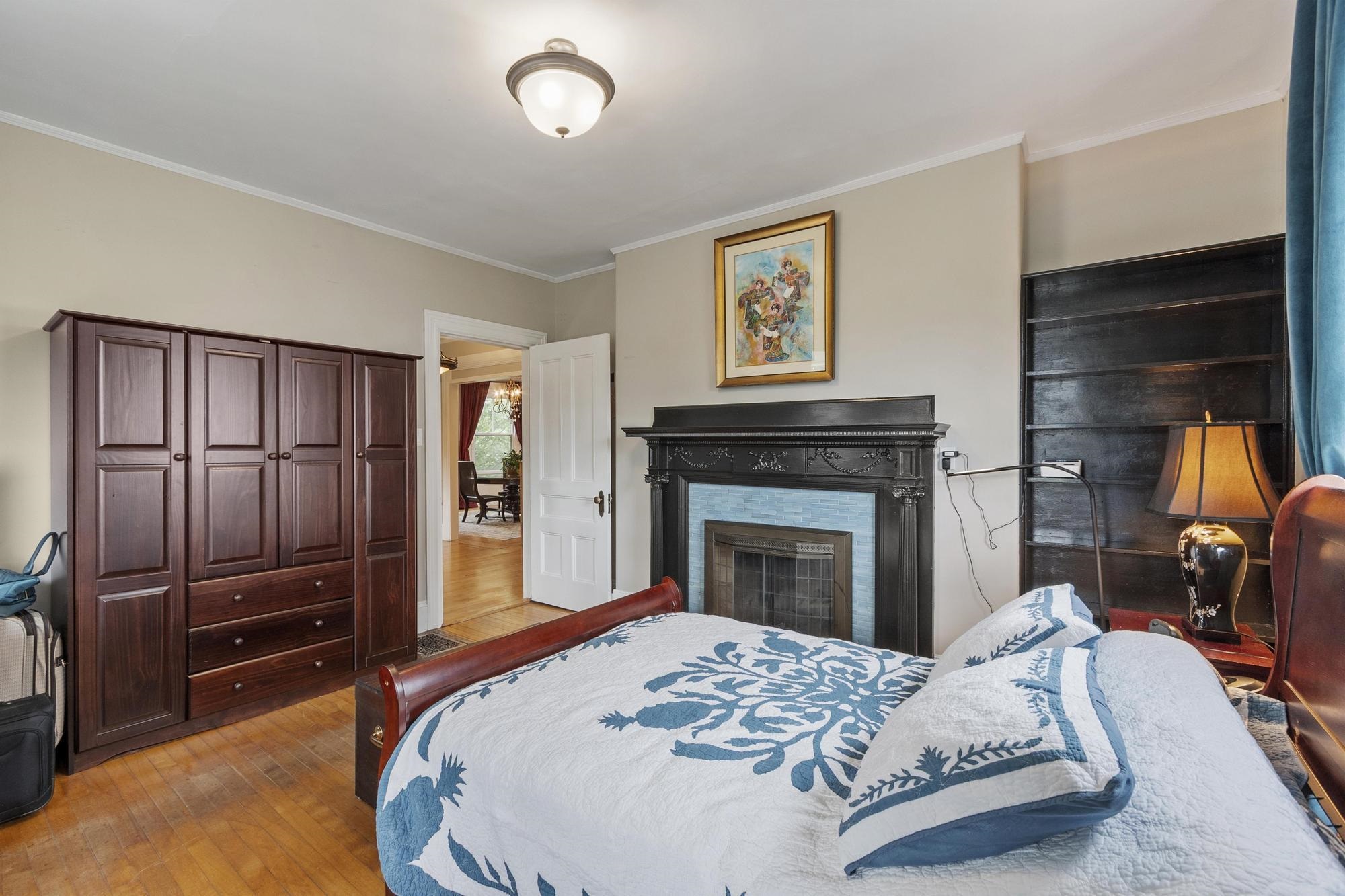 199 Middle Road Property Photo 12