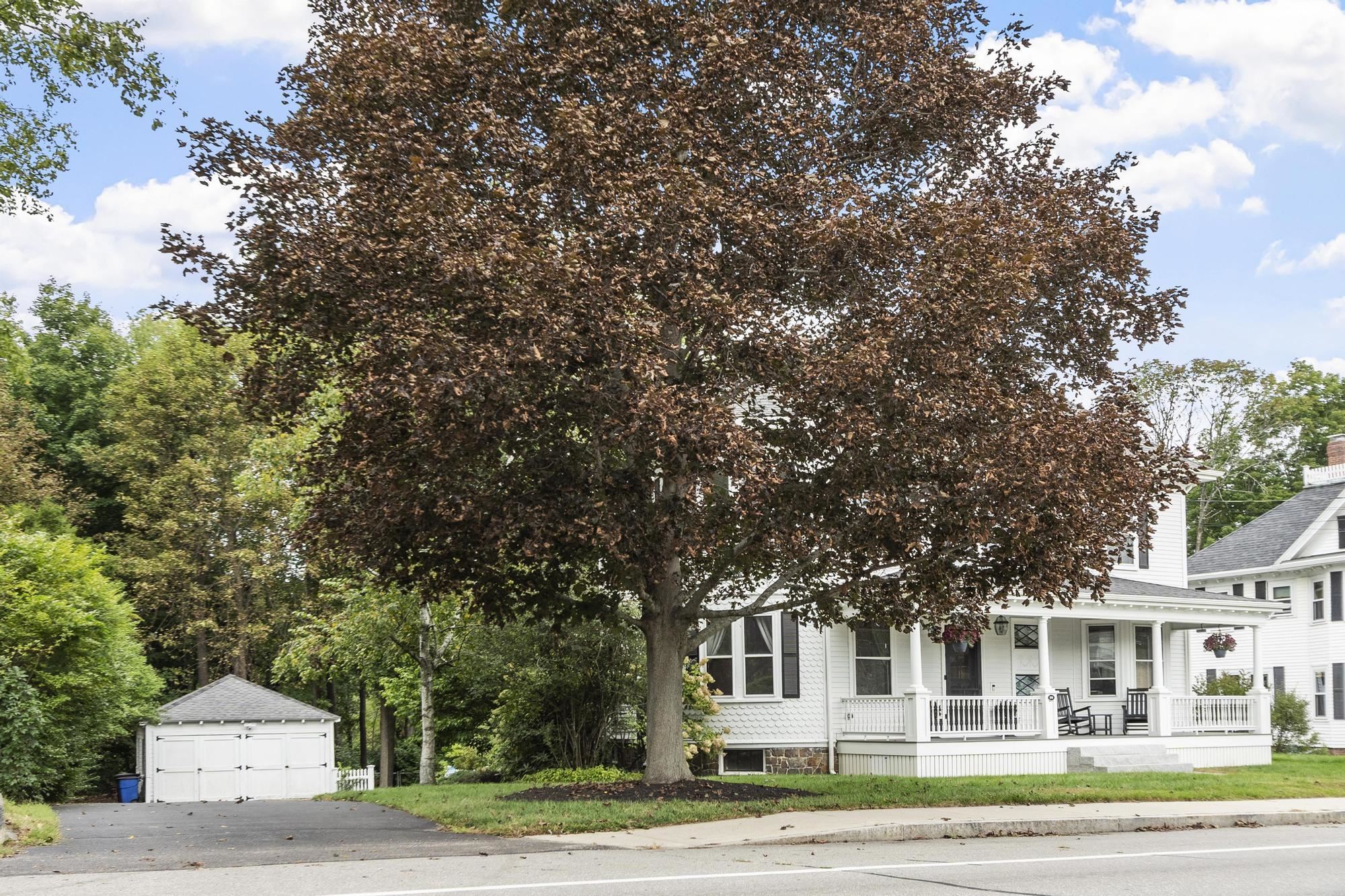 199 Middle Road Property Photo 46