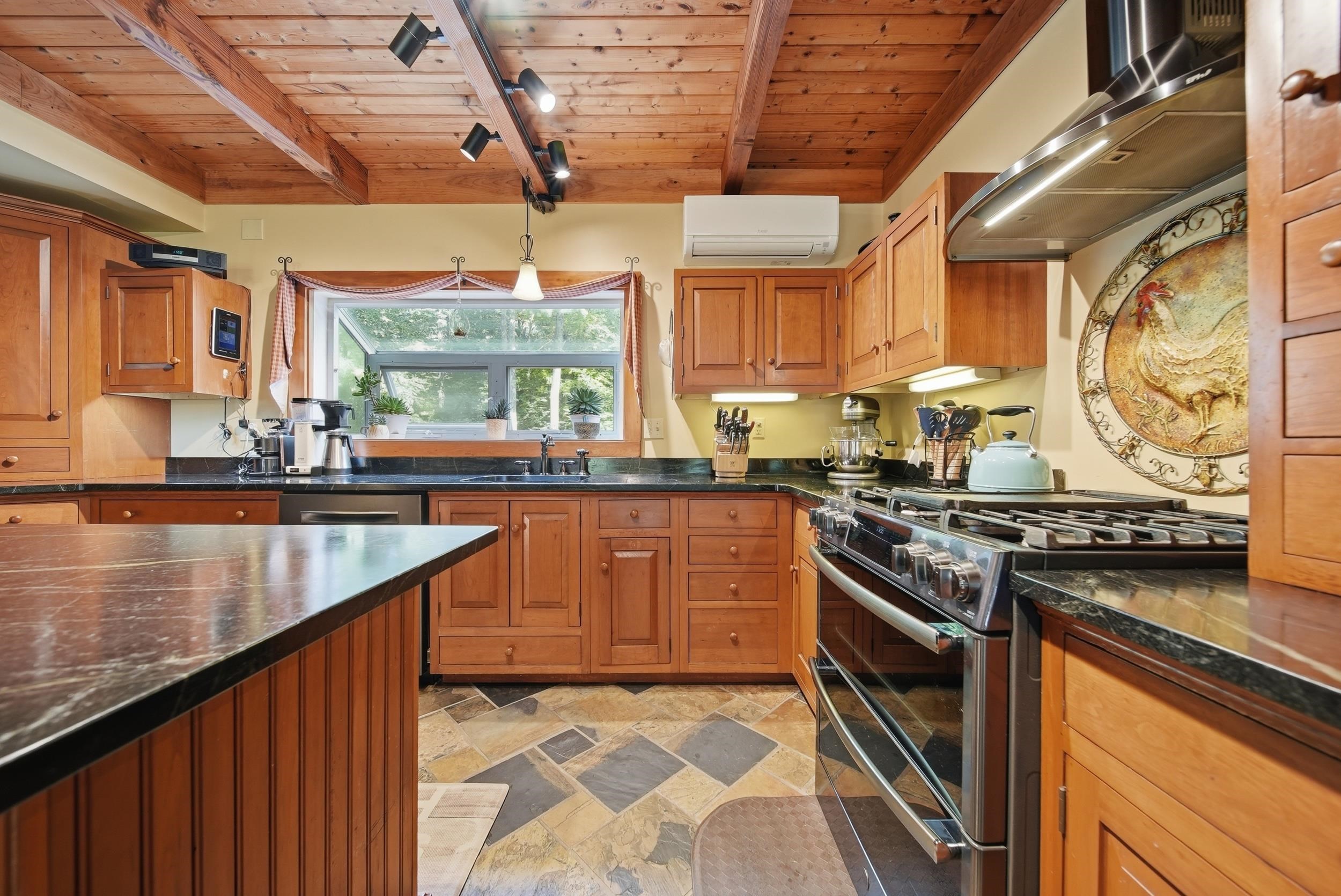 42 Highfields Road Property Photo 12