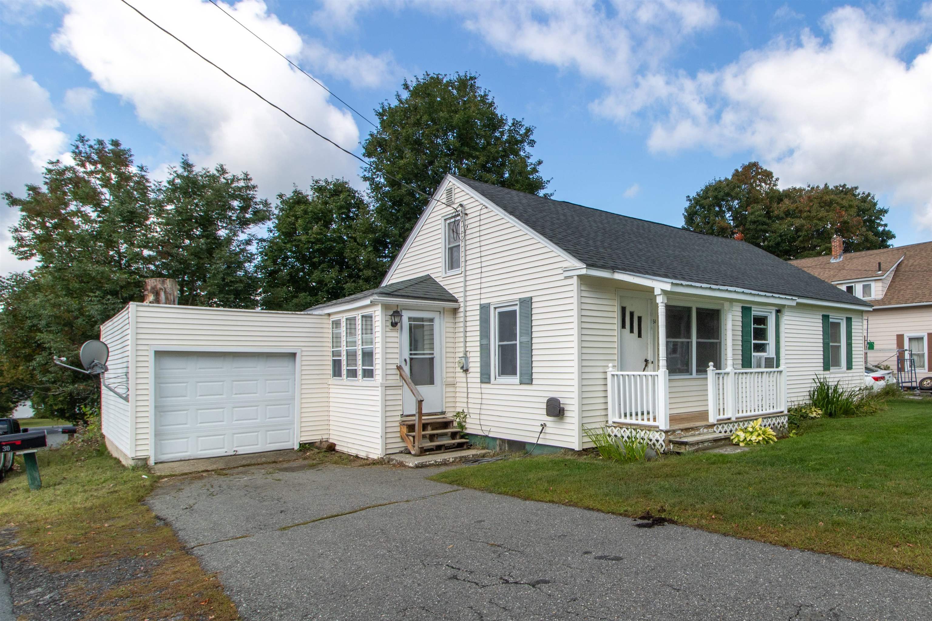 54 Kingsbury Avenue Property Photo 1