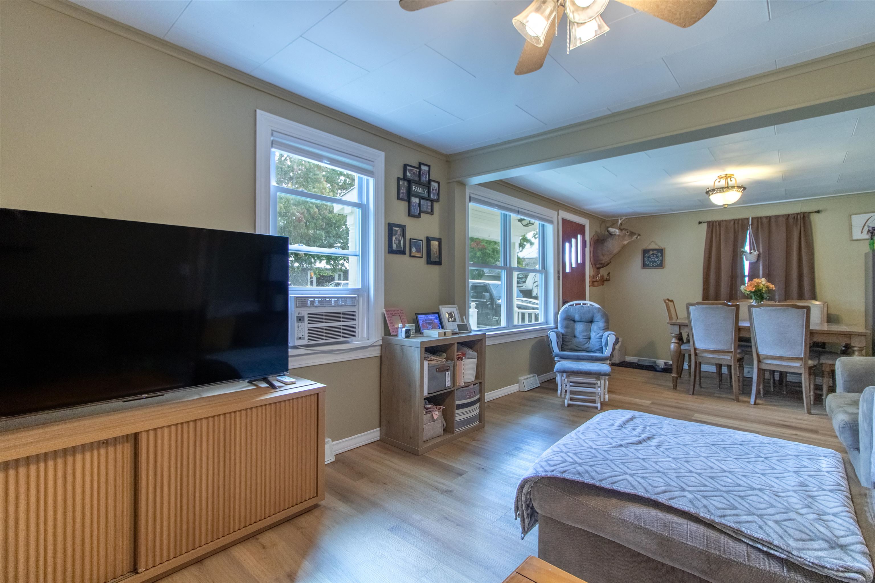 54 Kingsbury Avenue Property Photo 12