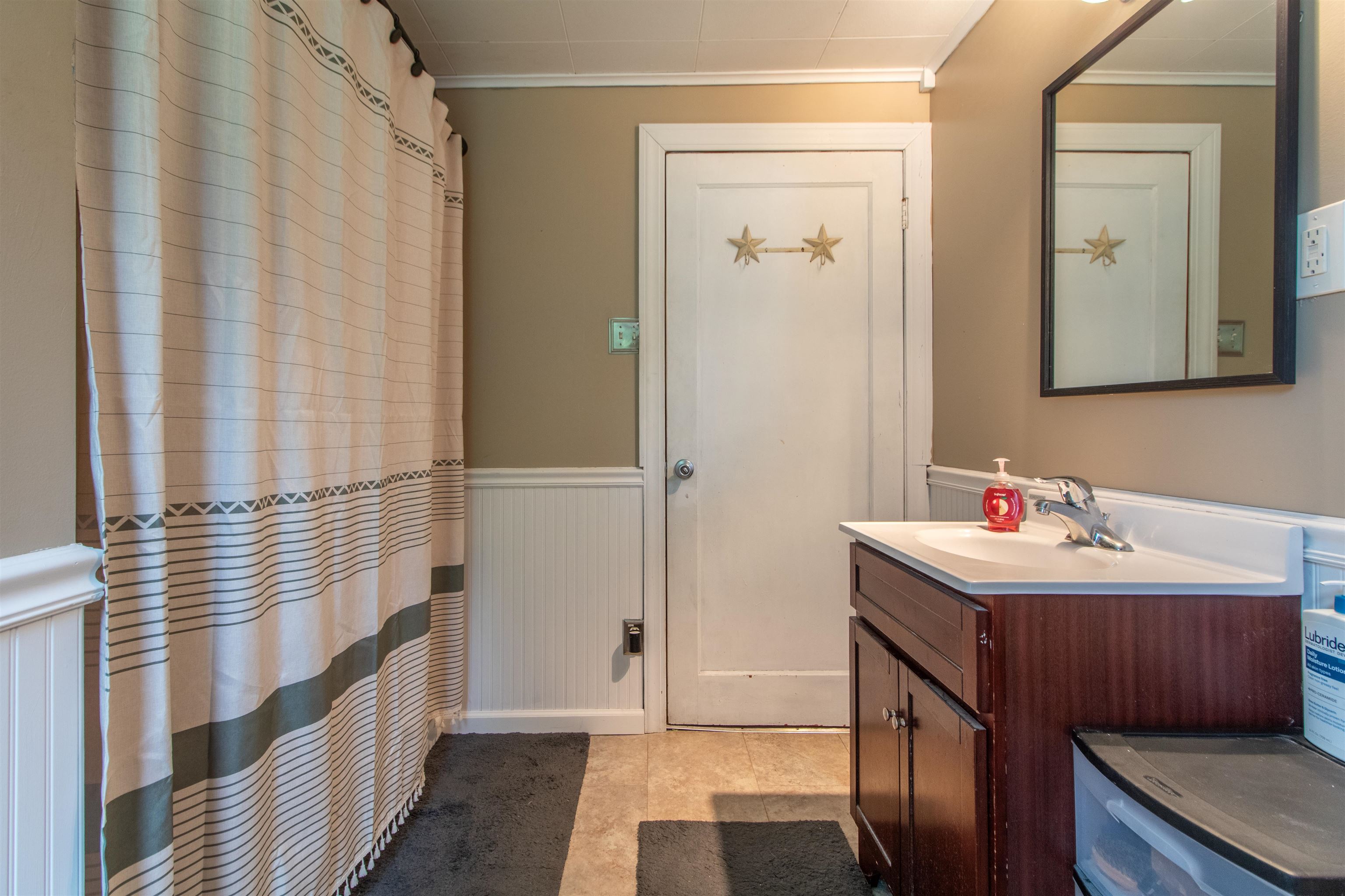 54 Kingsbury Avenue Property Photo 15