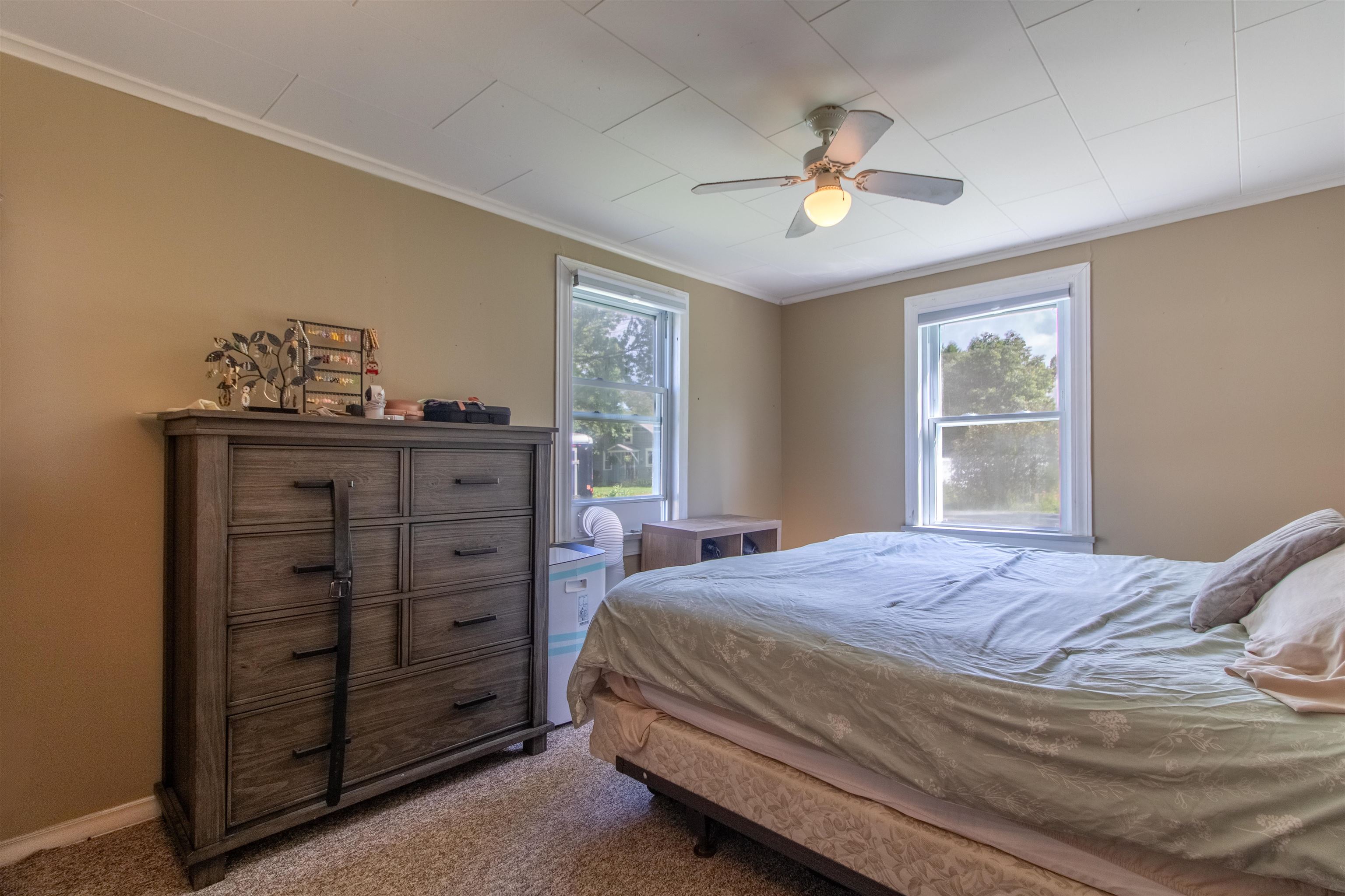 54 Kingsbury Avenue Property Photo 19