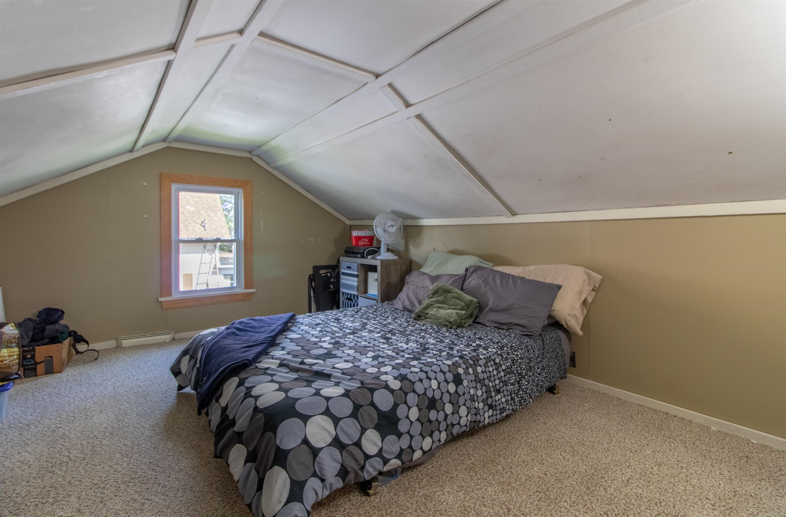 54 Kingsbury Avenue Property Photo 21