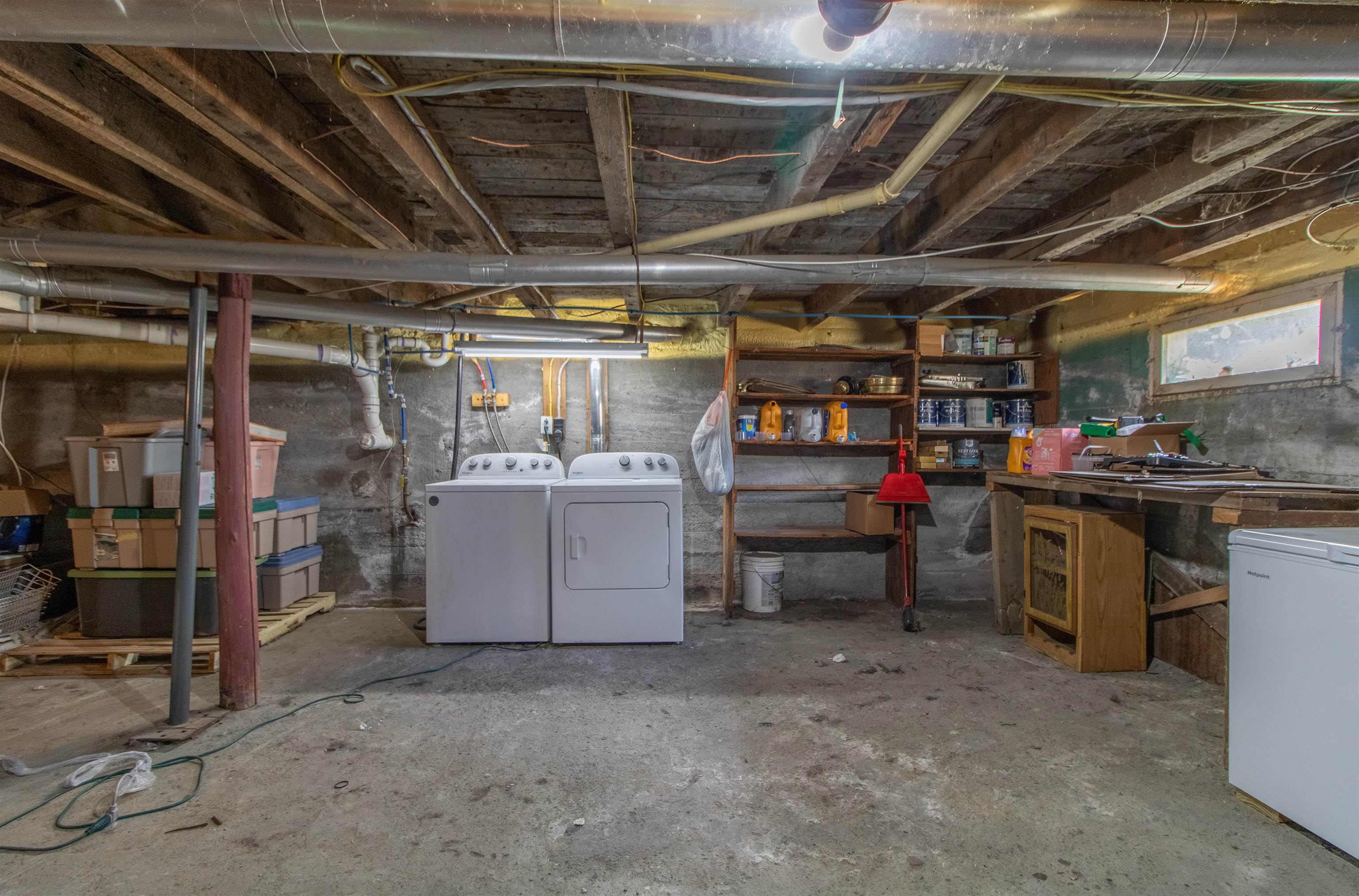54 Kingsbury Avenue Property Photo 23
