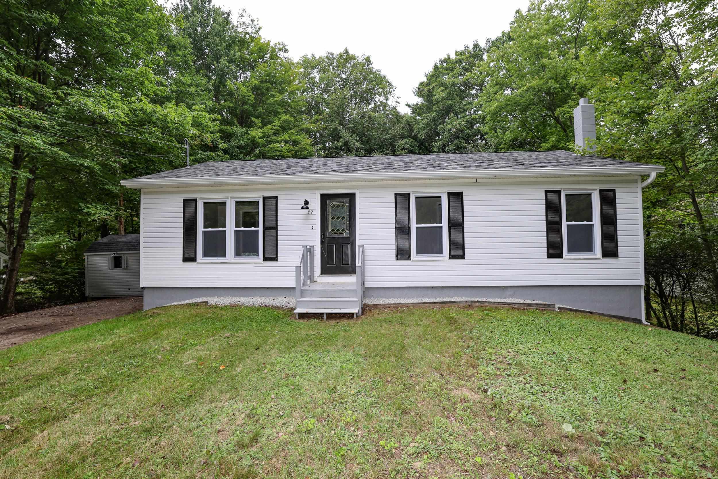 33 North Shore Drive Property Photo 1