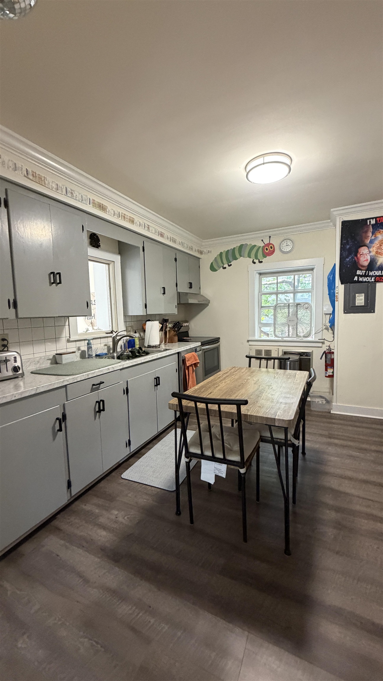 233 Pearl Street Property Photo 1