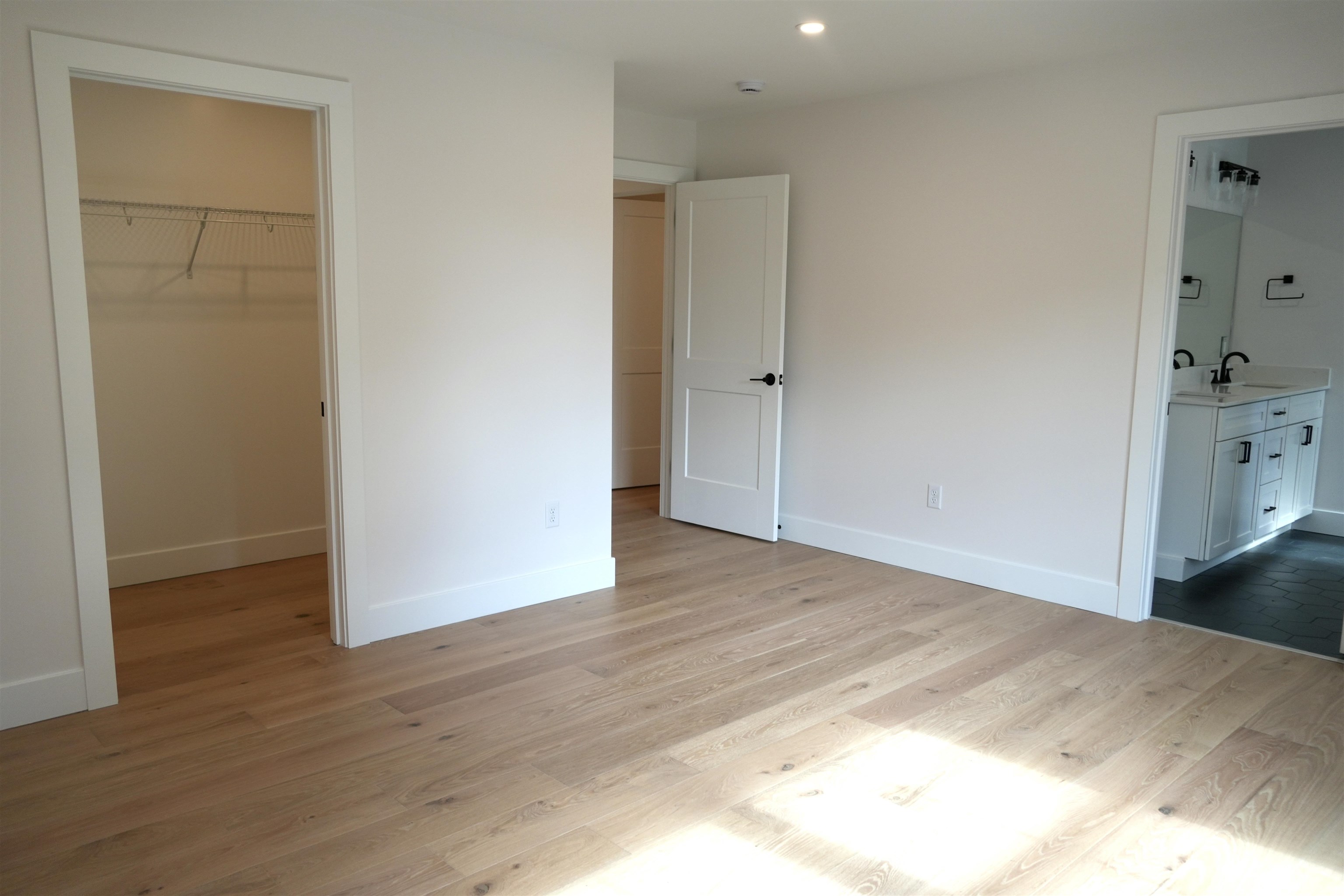48 Main Street Property Photo 21