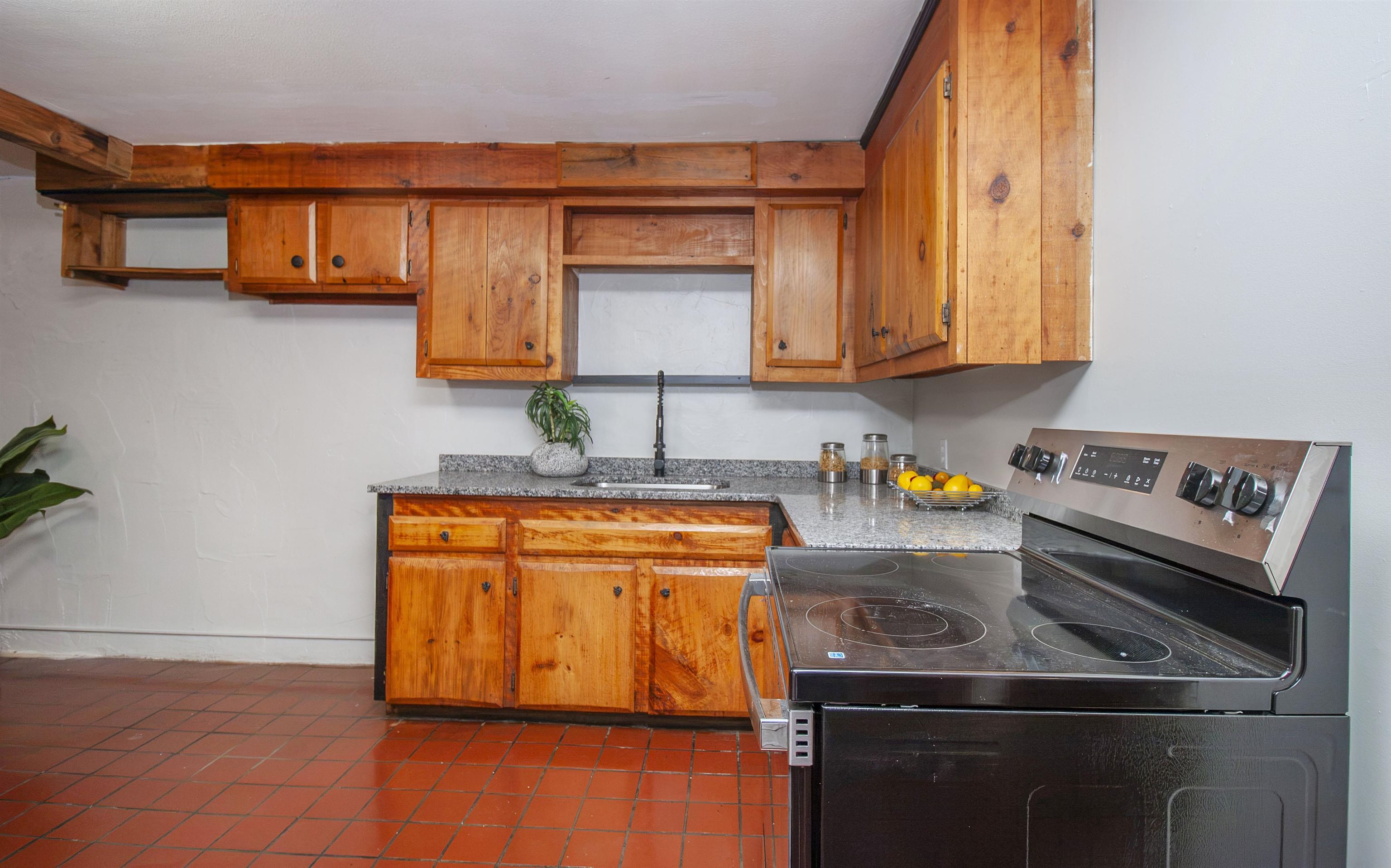 212 Colburn Road Property Photo 46