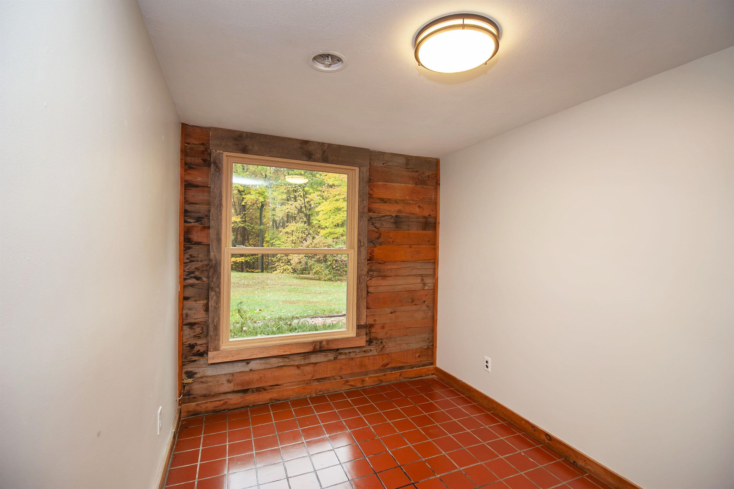 212 Colburn Road Property Photo 50