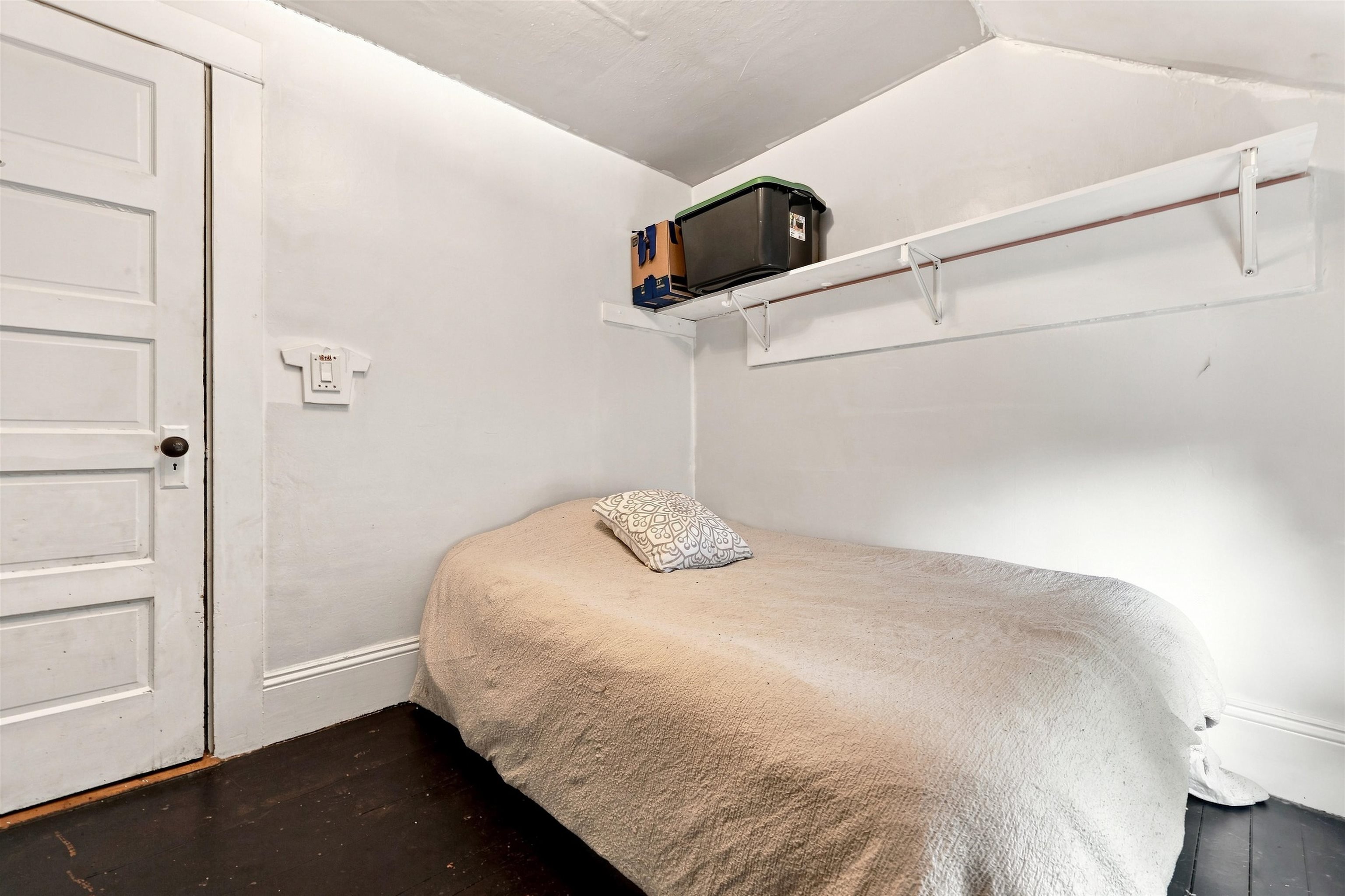 23 High Street Property Photo 31