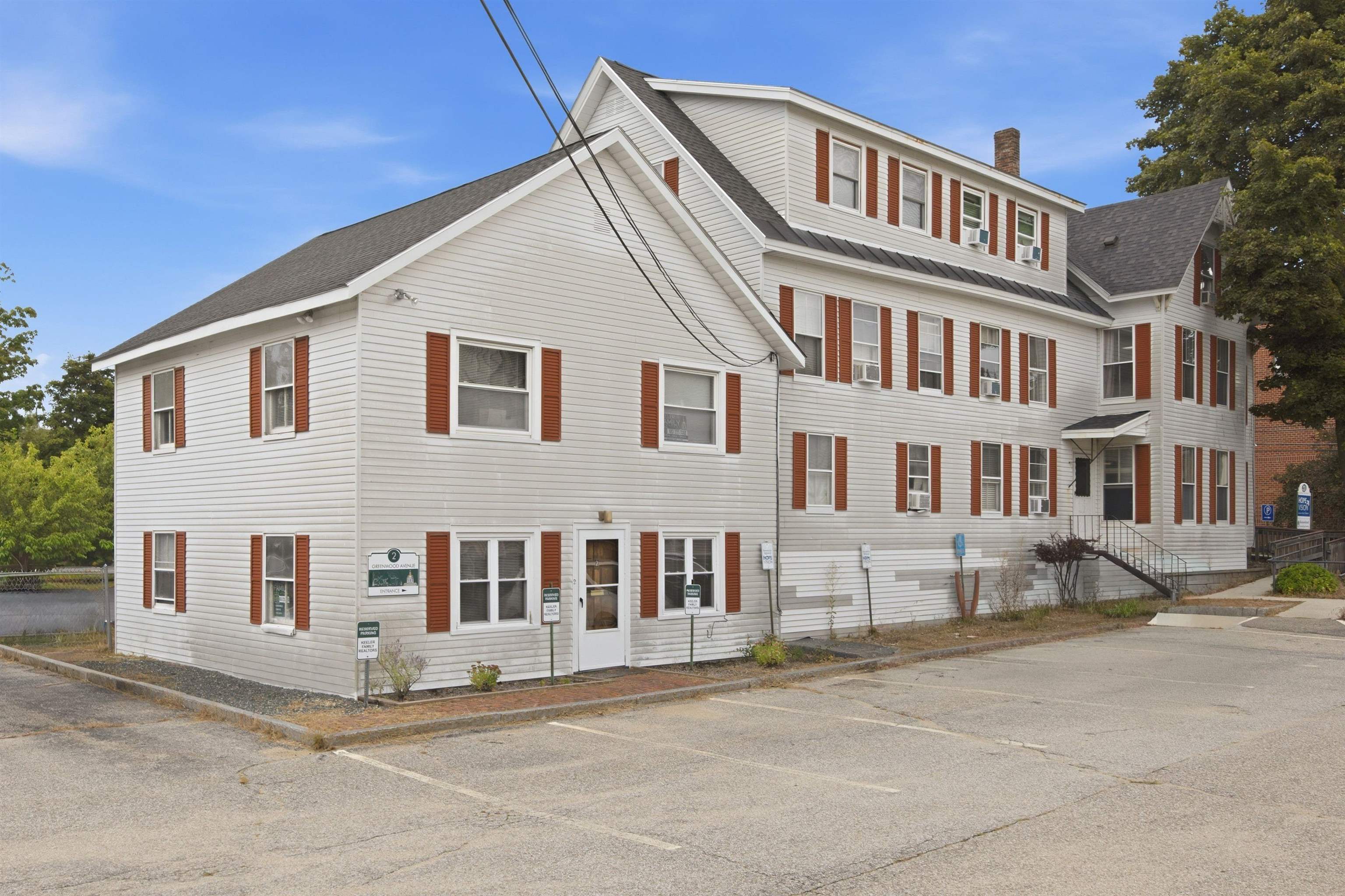 2 Greenwood Avenue Property Photo 1
