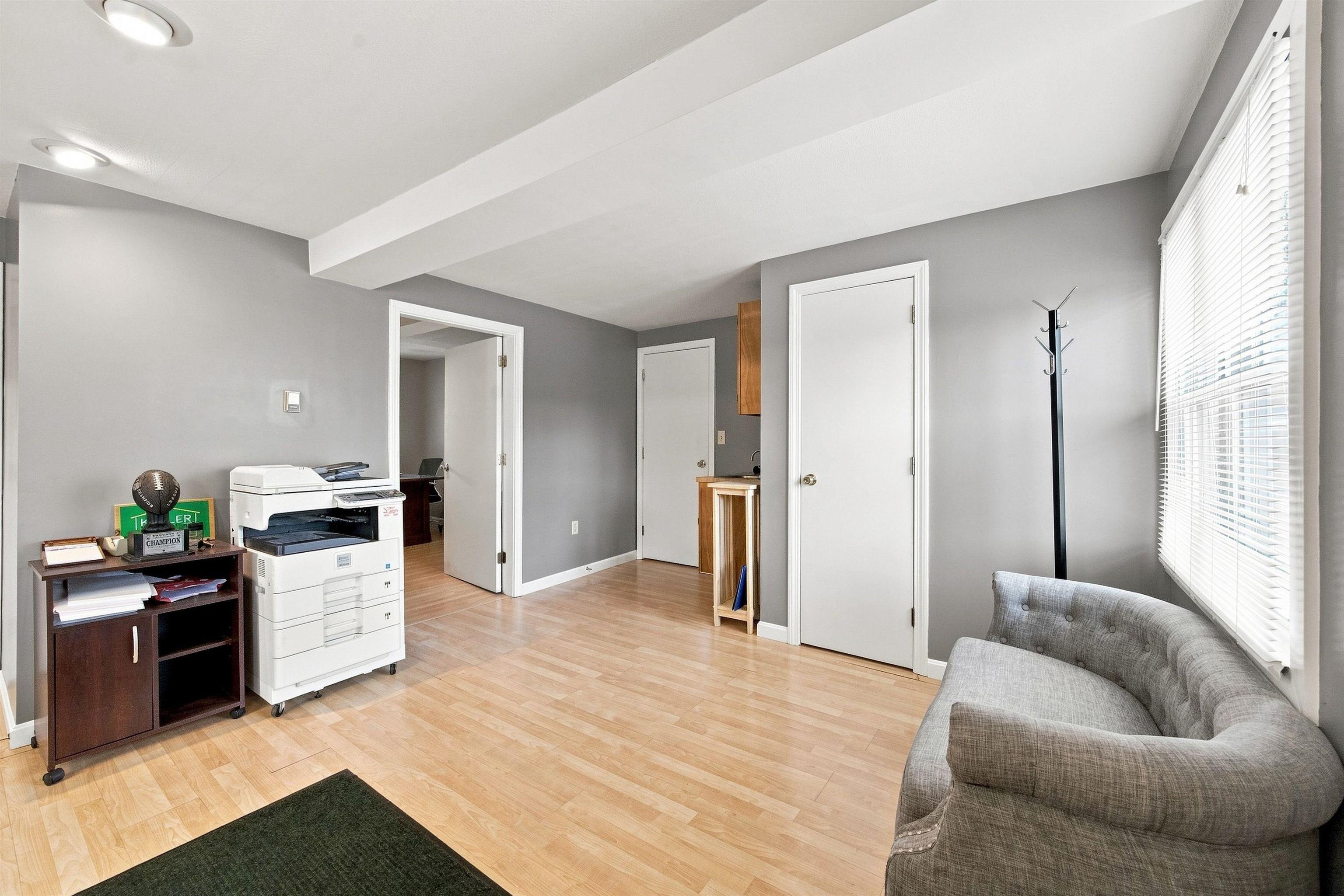 2 Greenwood Avenue Property Photo 13