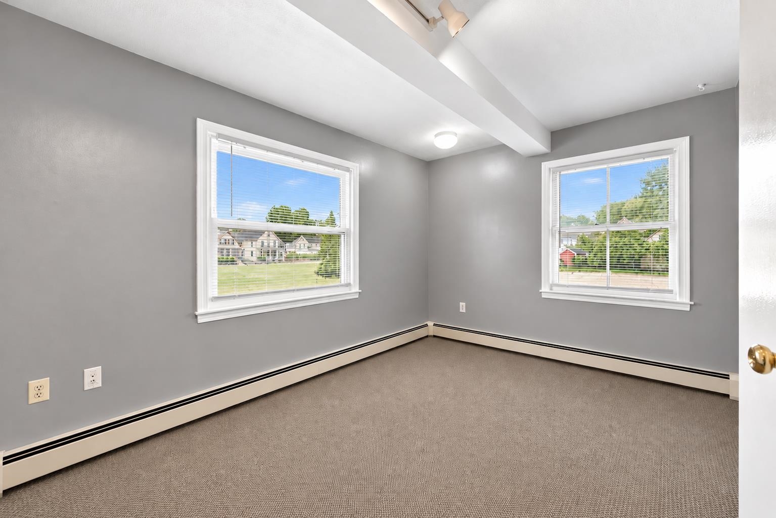 2 Greenwood Avenue Property Photo 30