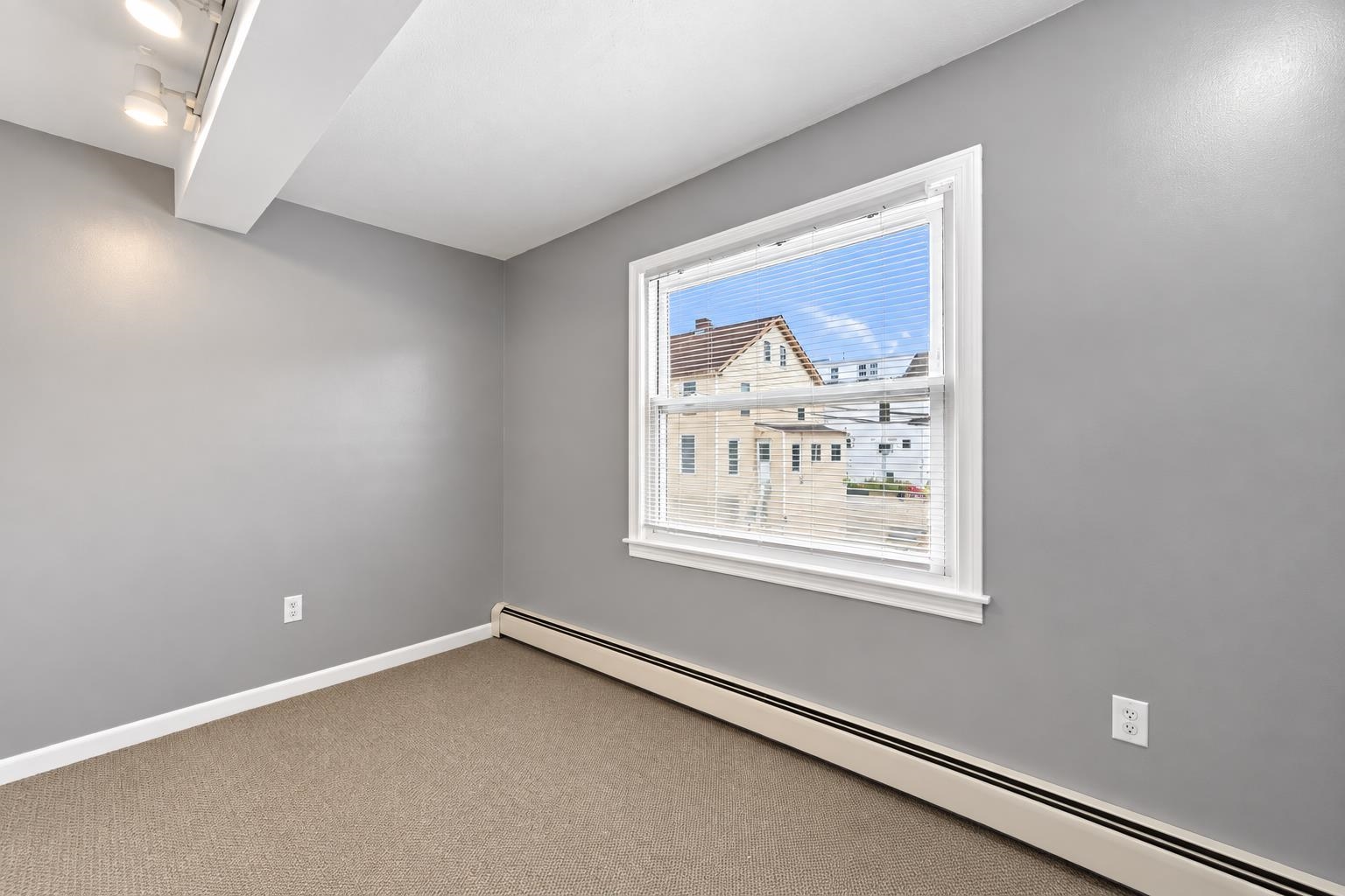 2 Greenwood Avenue Property Photo 33