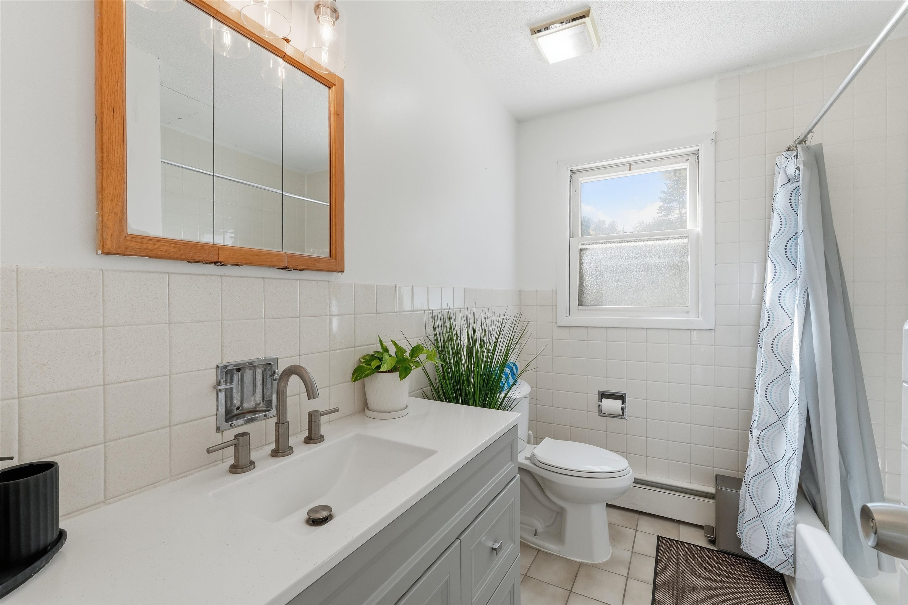 890 Essex Road Property Photo 13