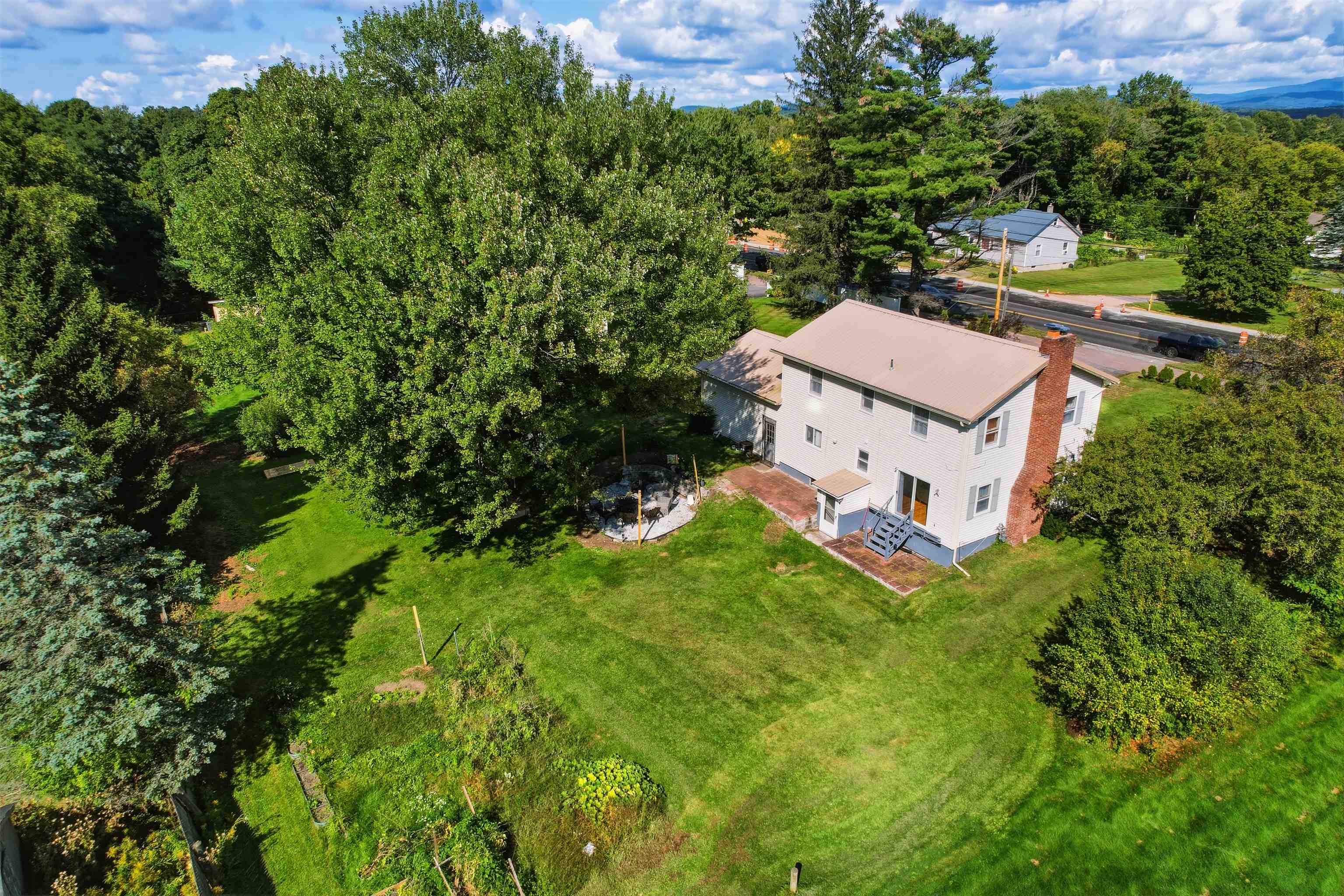 890 Essex Road Property Photo 36