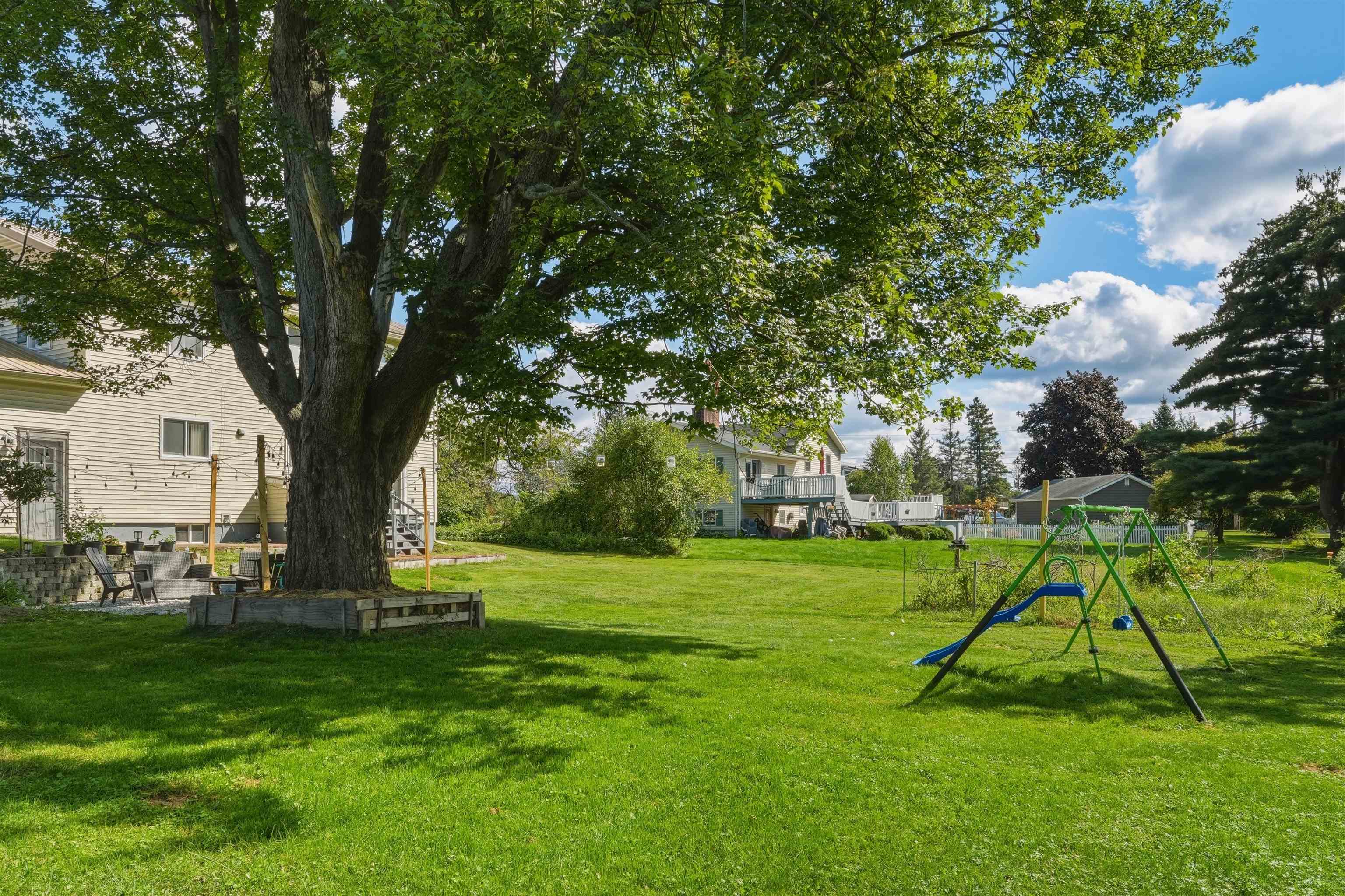 890 Essex Road Property Photo 41