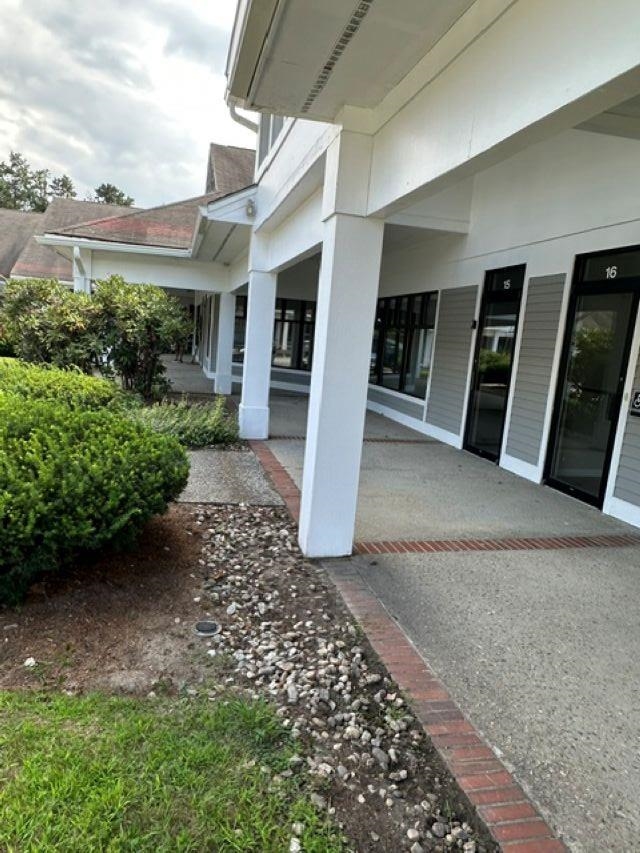 71 Nh Route 101a Property Photo 2