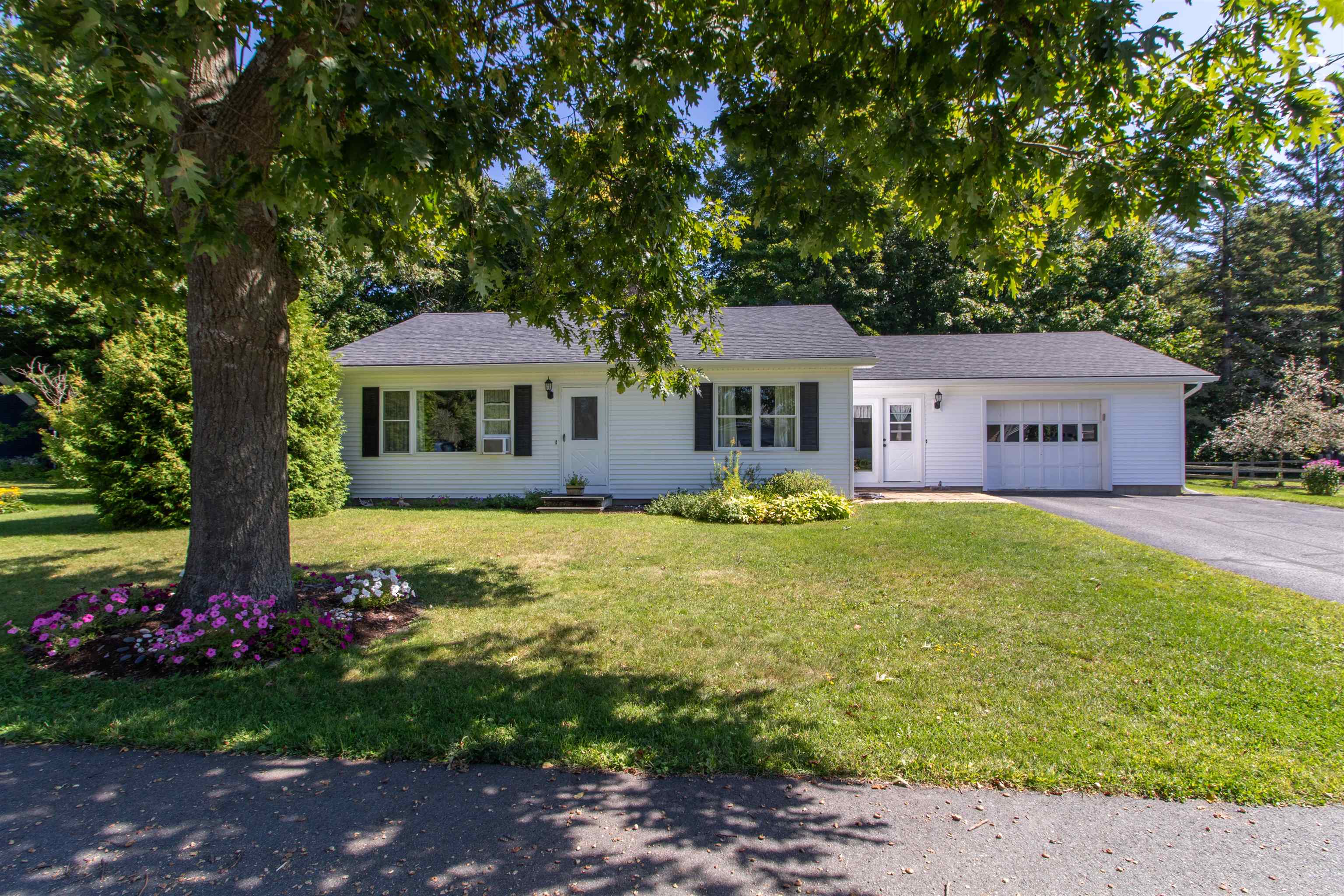 49 Forest Avenue Property Photo 1