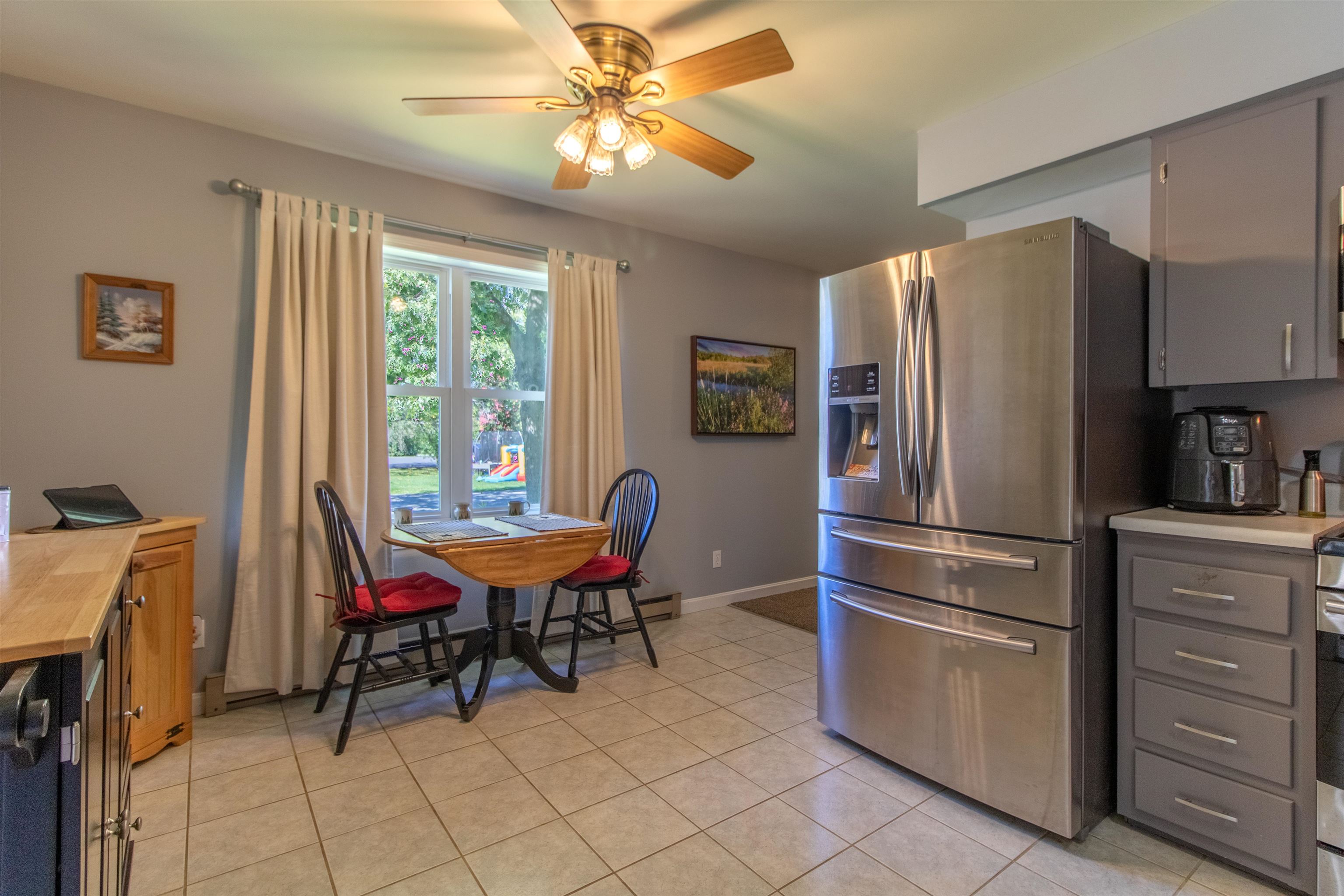 49 Forest Avenue Property Photo 5