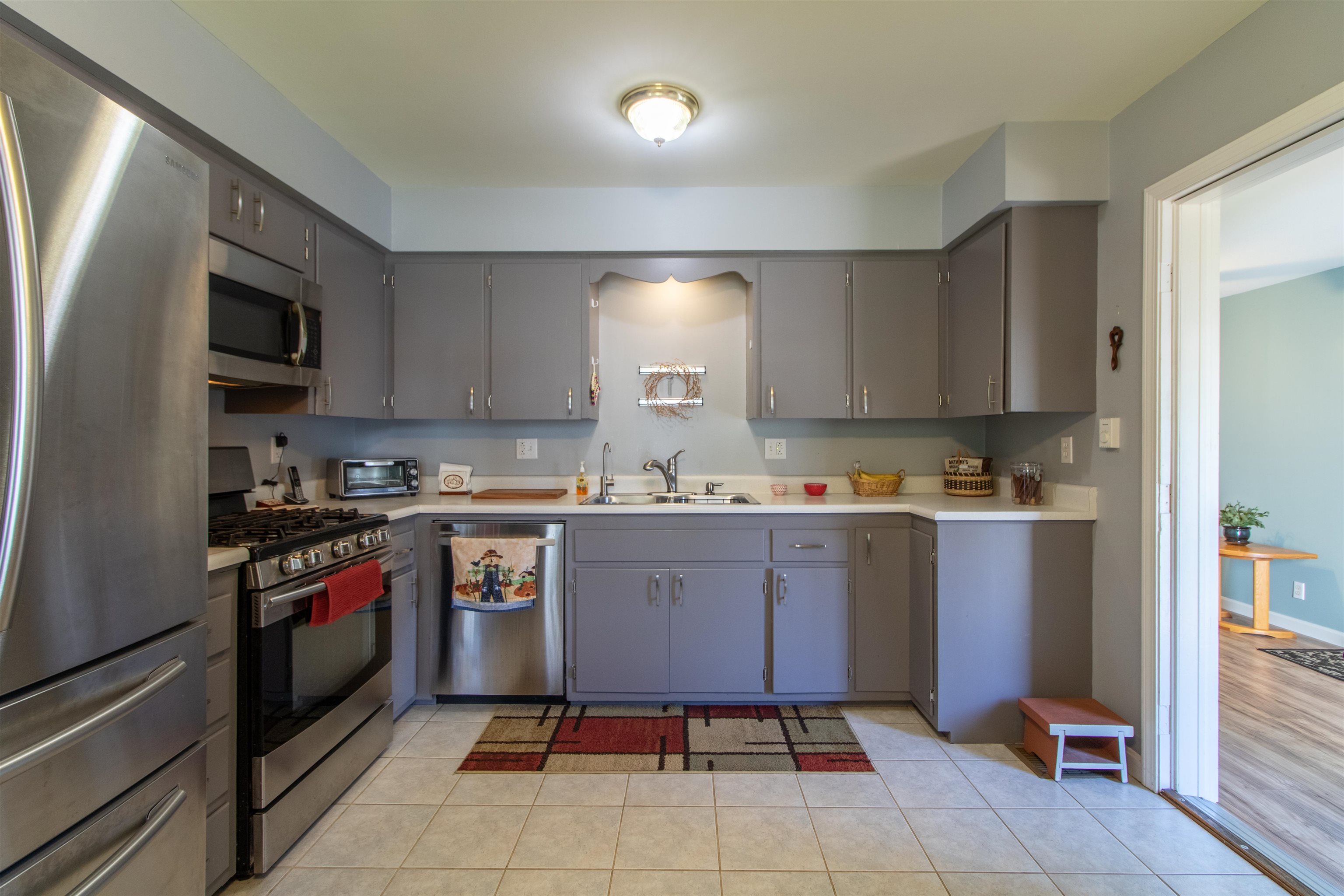 49 Forest Avenue Property Photo 13