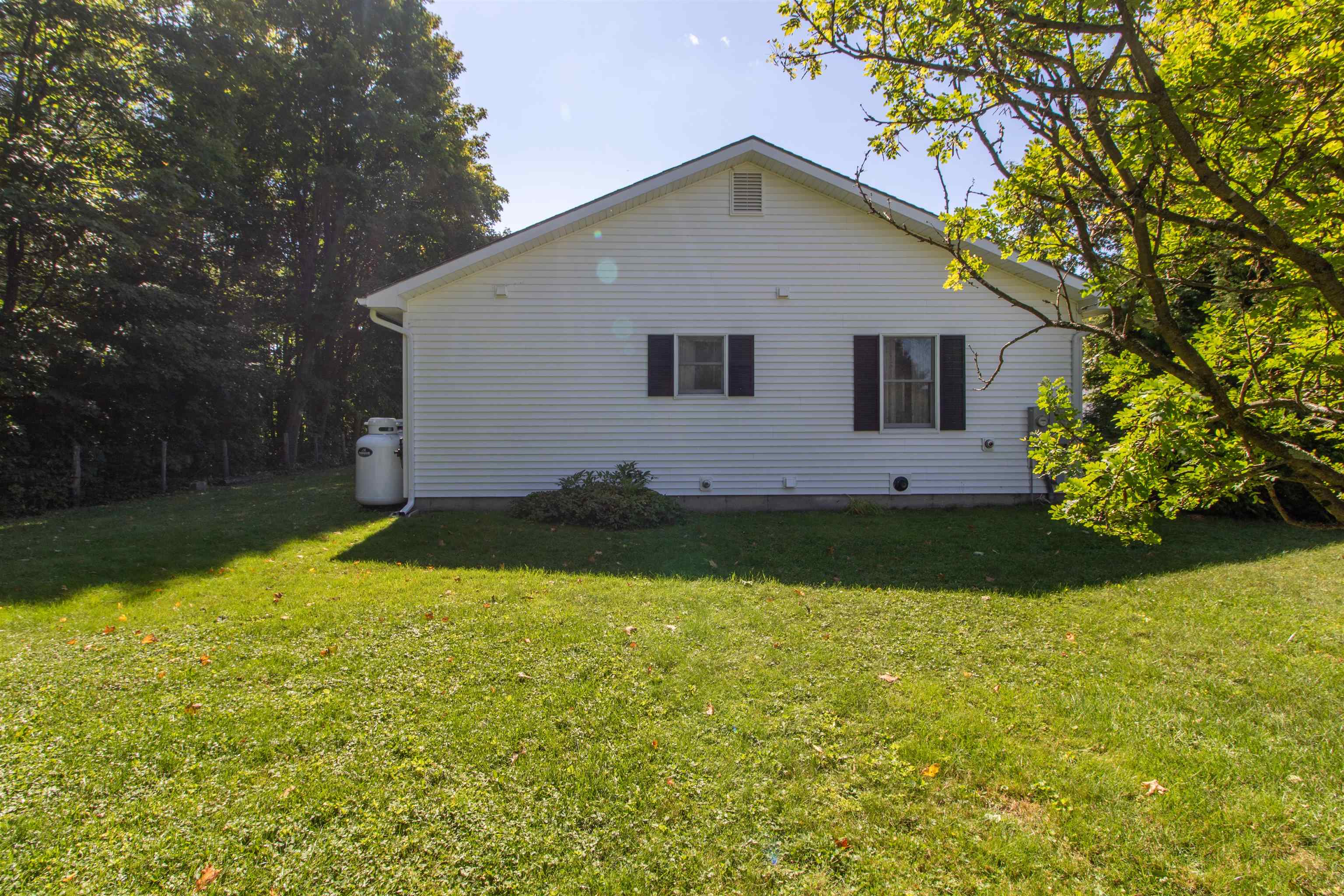 49 Forest Avenue Property Photo 32