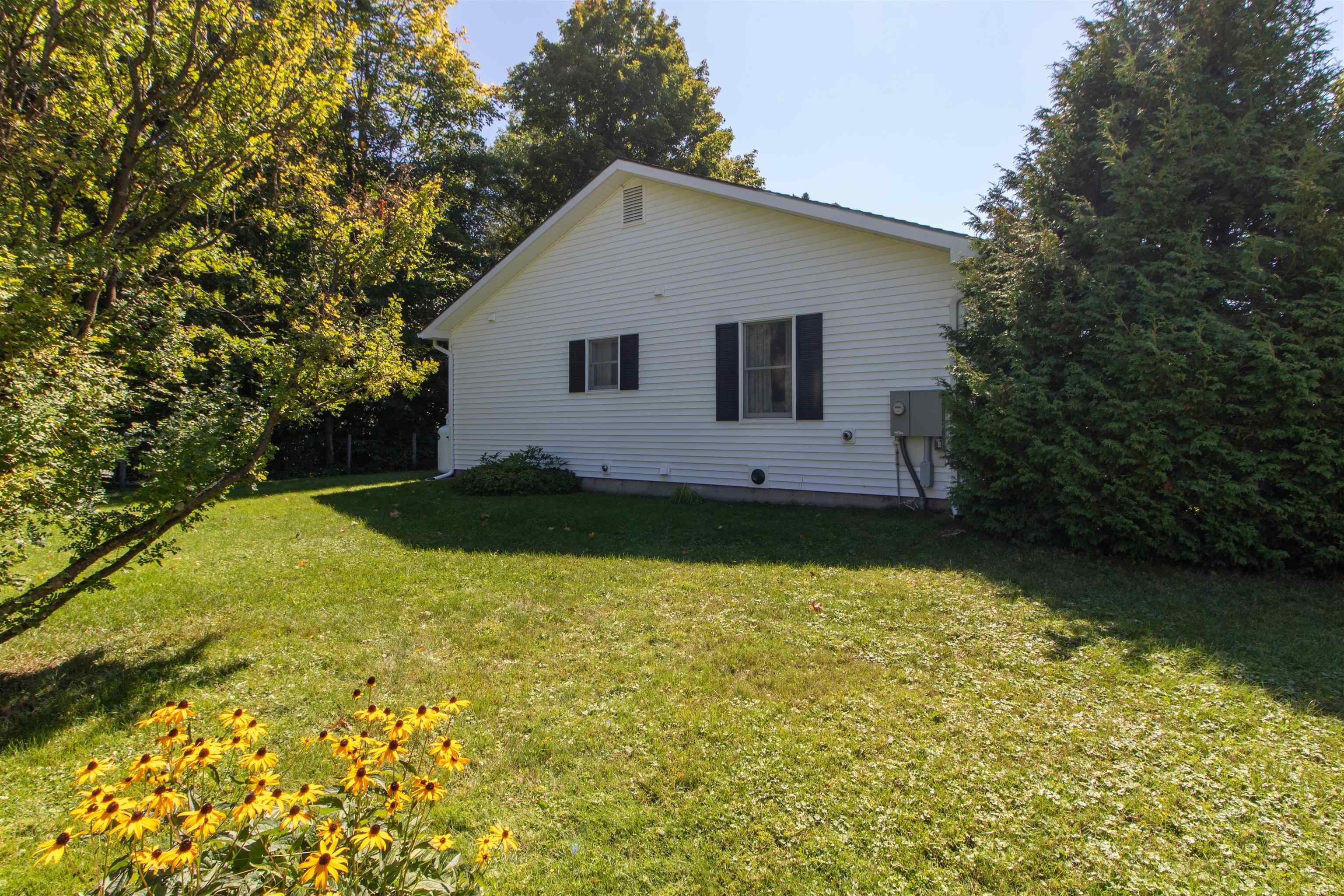 49 Forest Avenue Property Photo 33