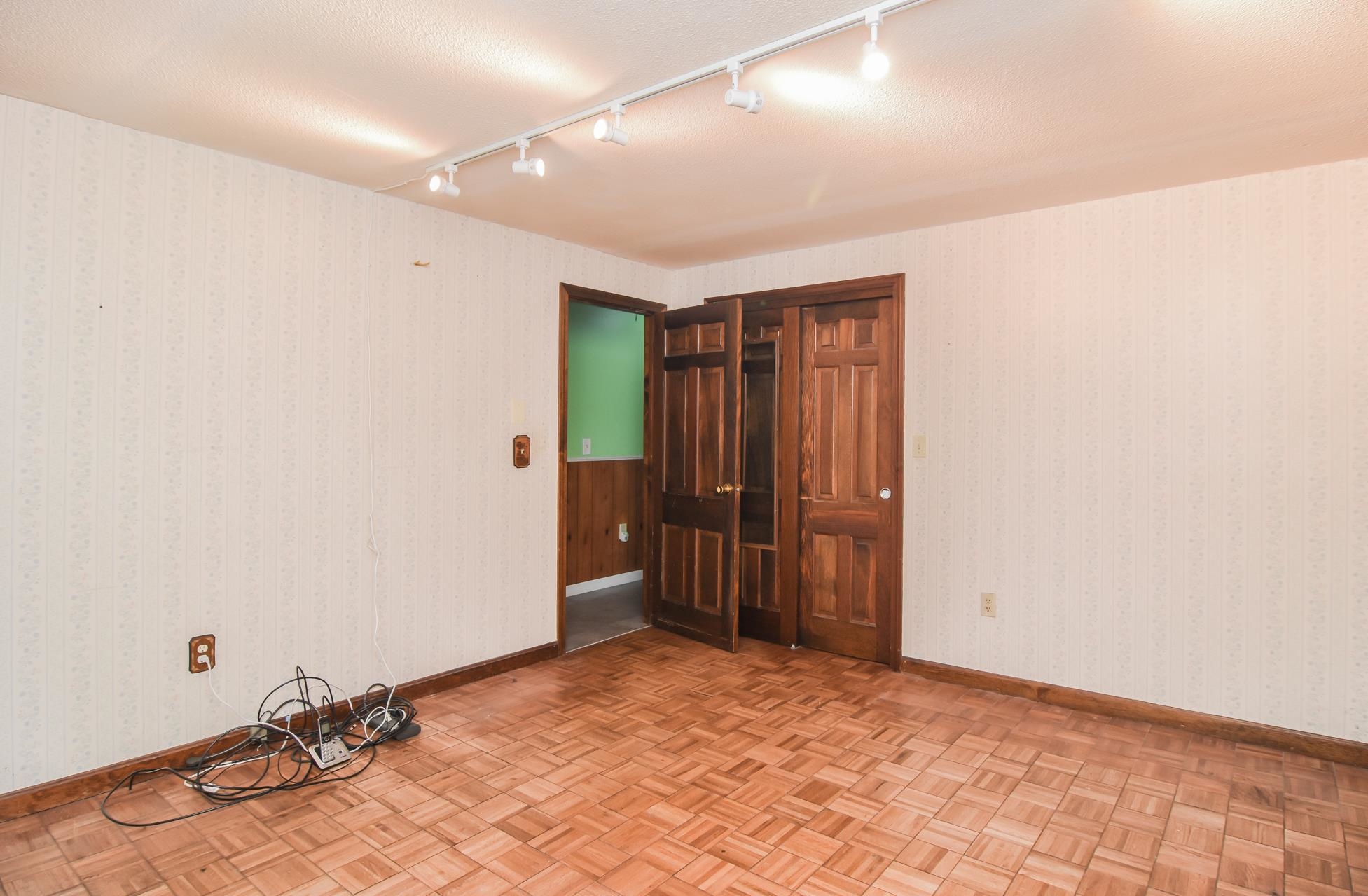 30 Davidson Avenue Property Photo 21