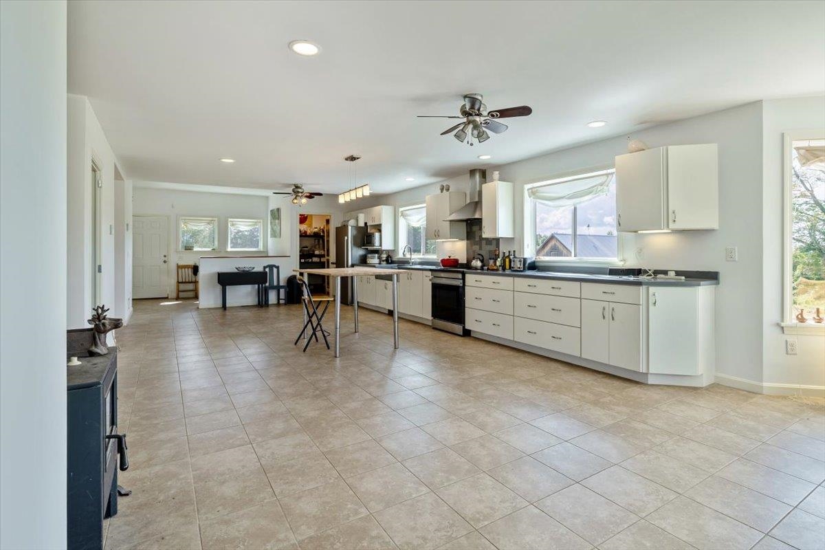 884 Nichols Road Property Photo 7