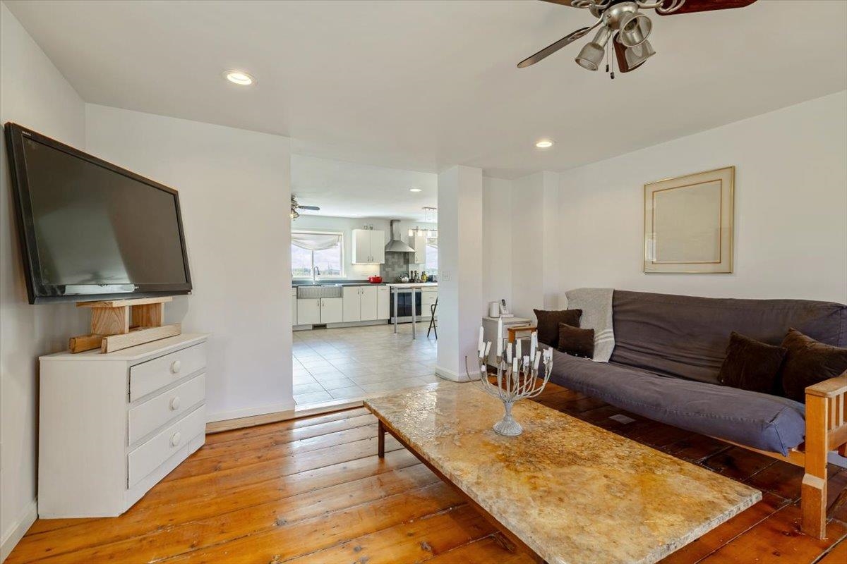 884 Nichols Road Property Photo 18