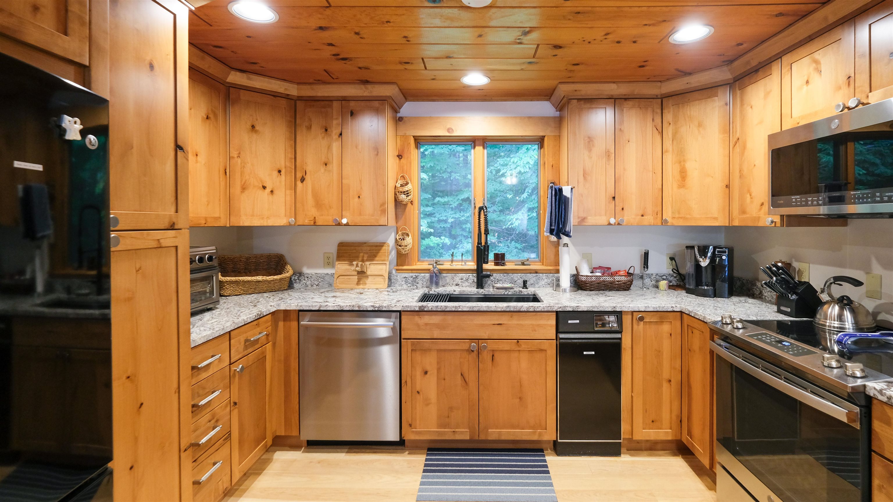 148 Edelweiss Road Property Photo 8