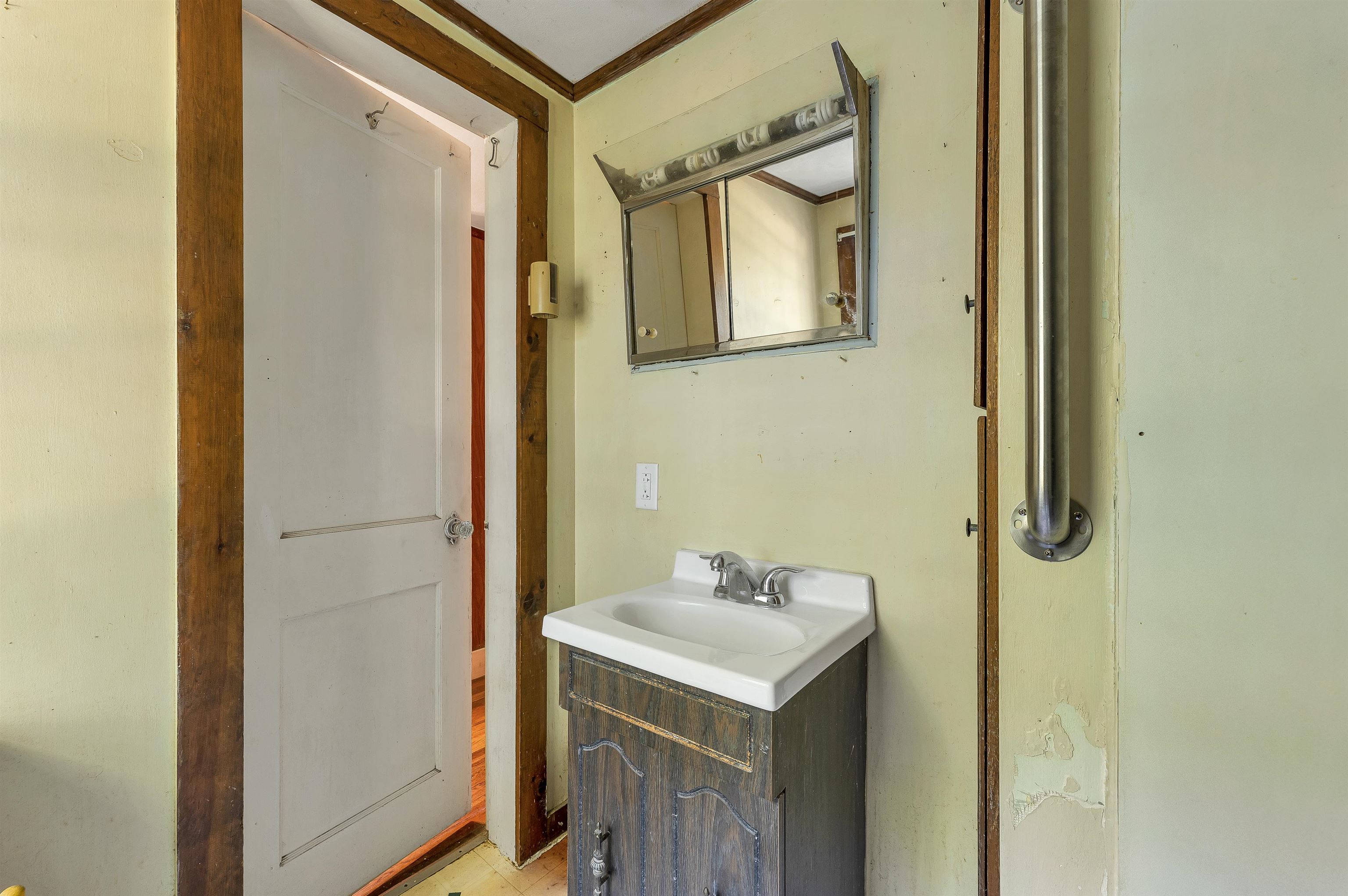 32 Depot Road Property Photo 30