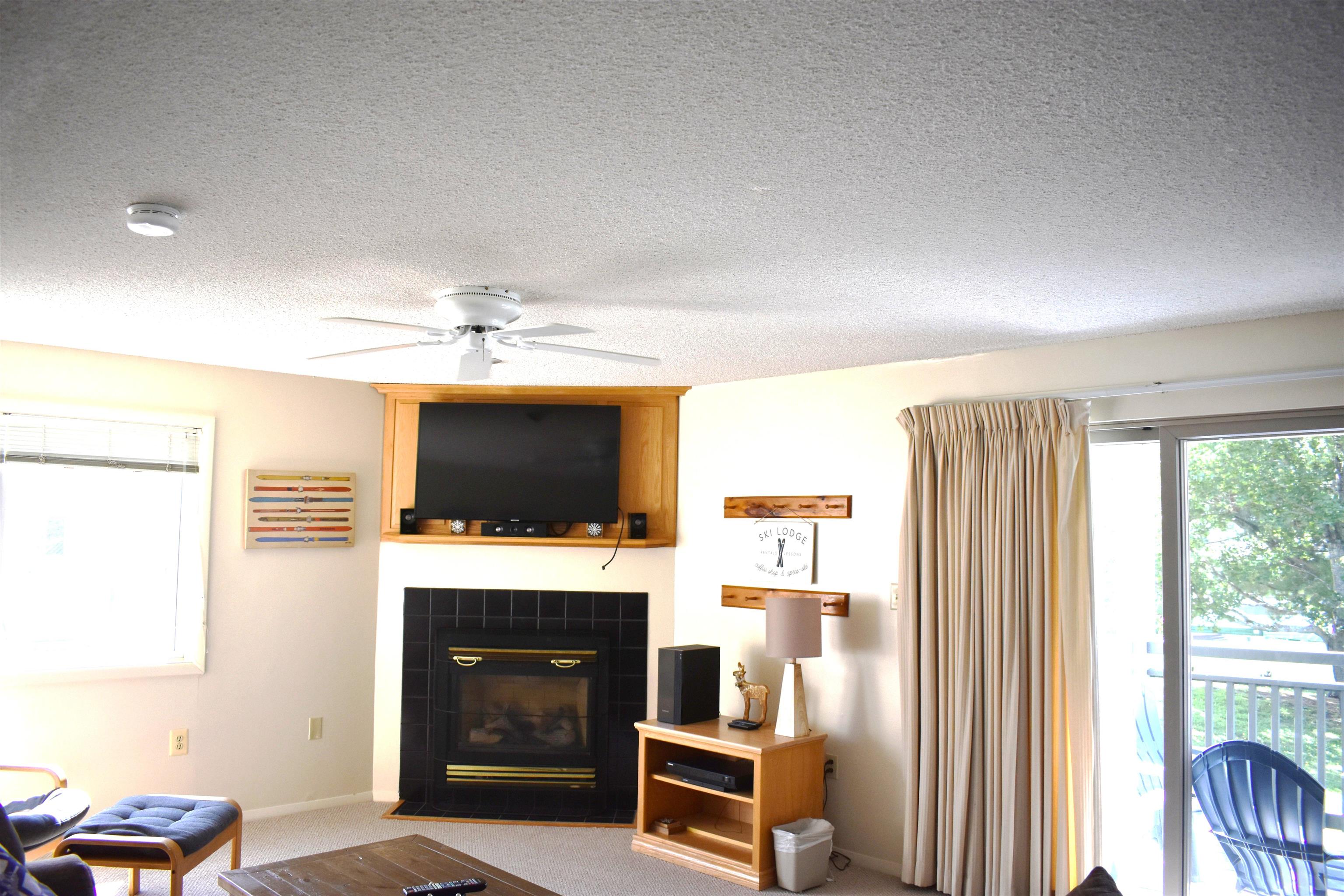 29 Slopeside At Smugglers Notch Resort Property Photo 6