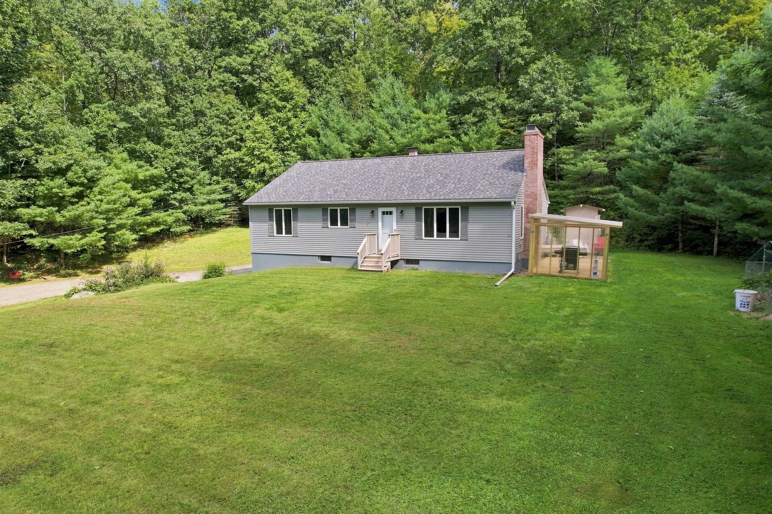 79 S Woods Road Property Photo 2