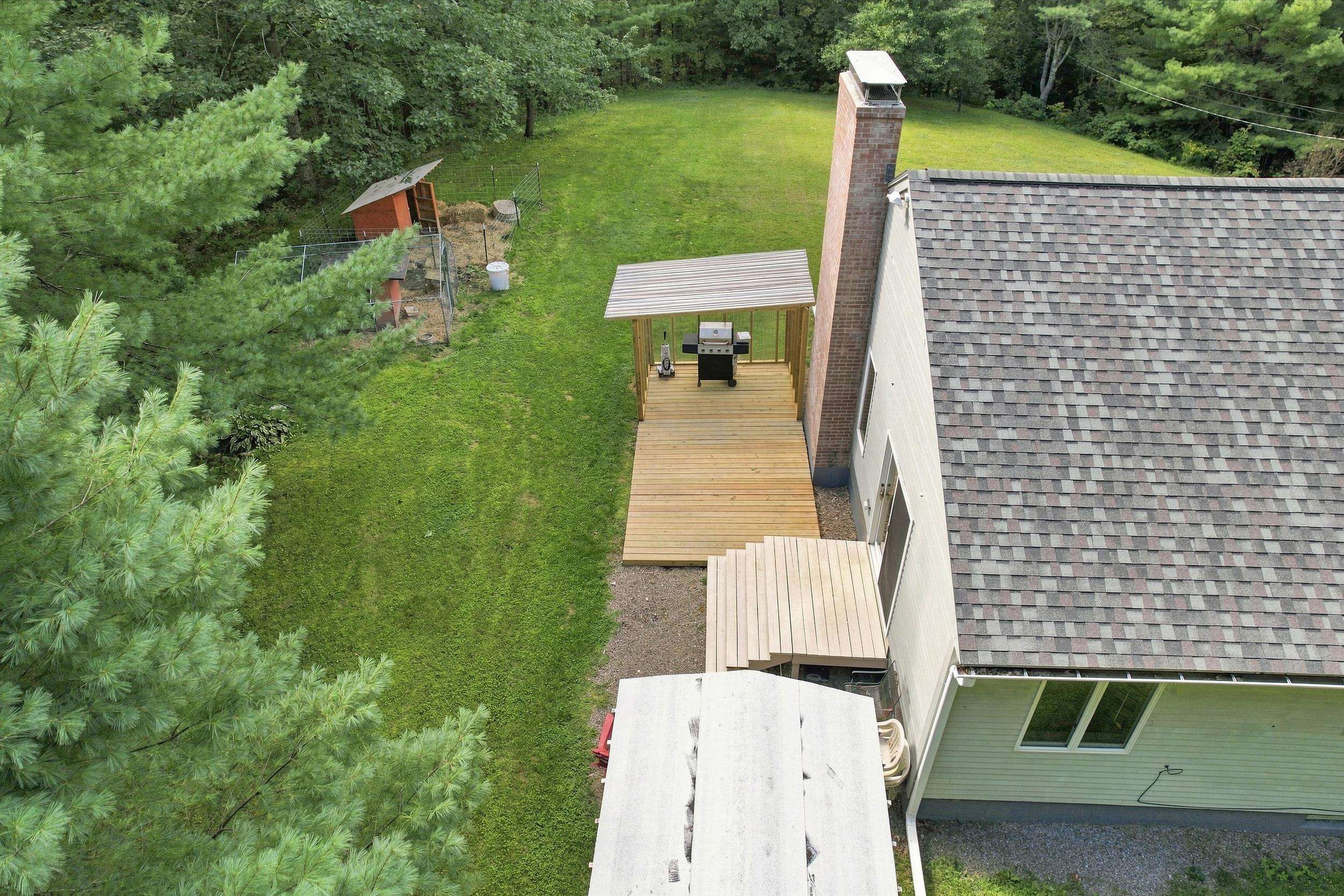 79 S Woods Road Property Photo 5