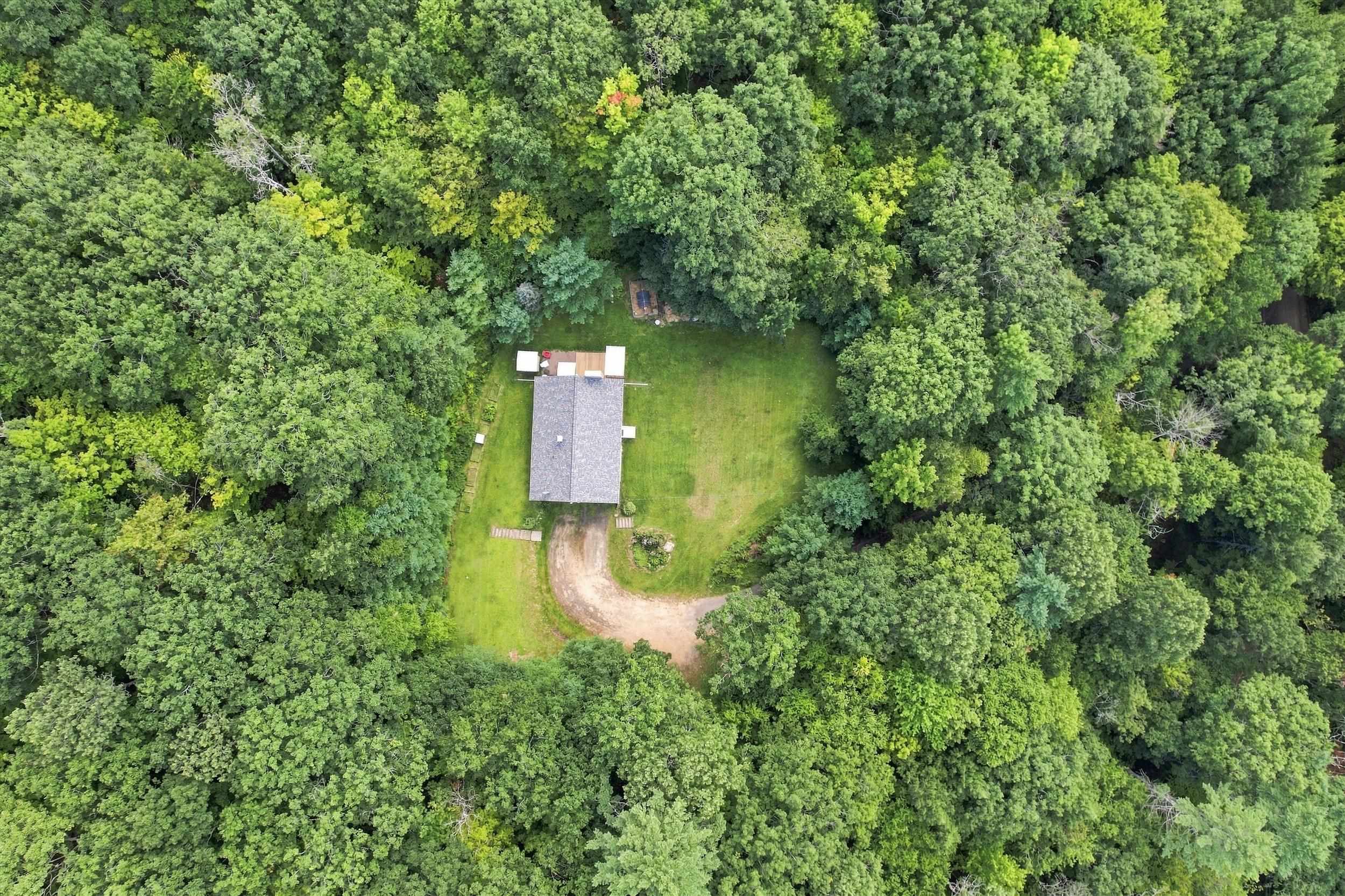 79 S Woods Road Property Photo 9