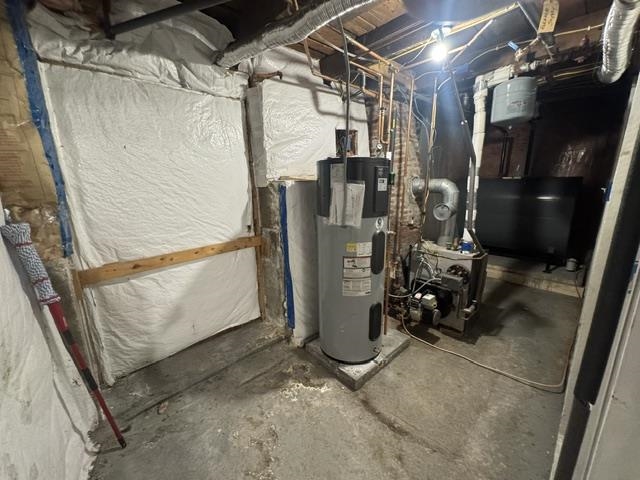 121 West Main Street Property Photo 40