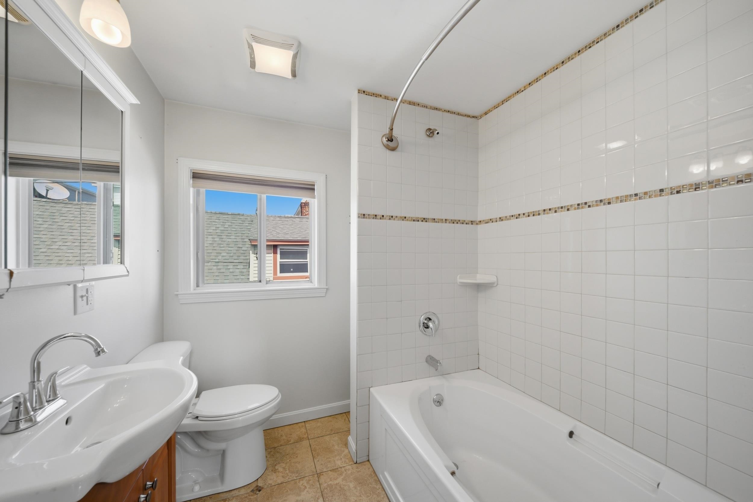 538 Somerville Street Property Photo 20
