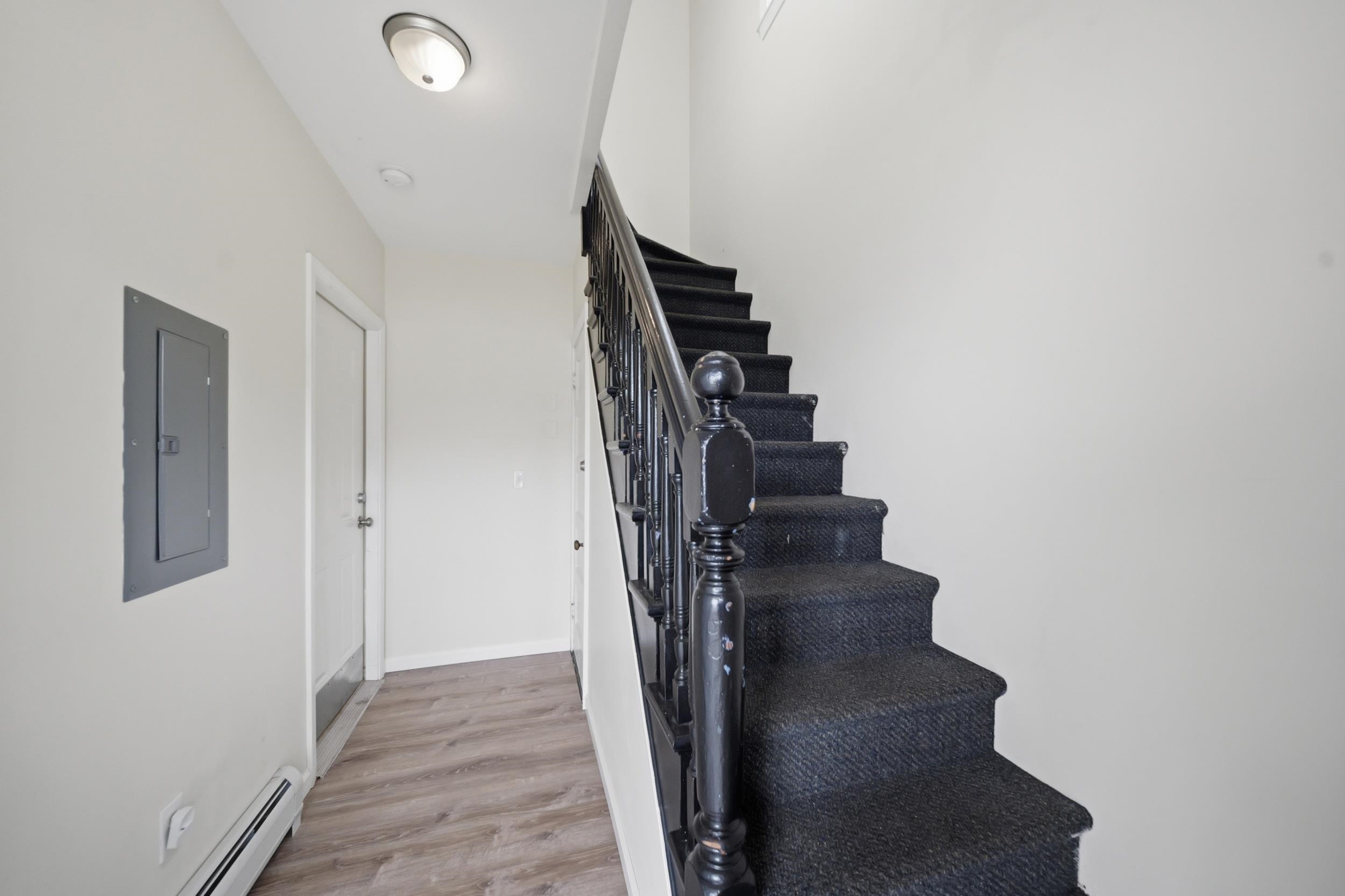 538 Somerville Street Property Photo 36
