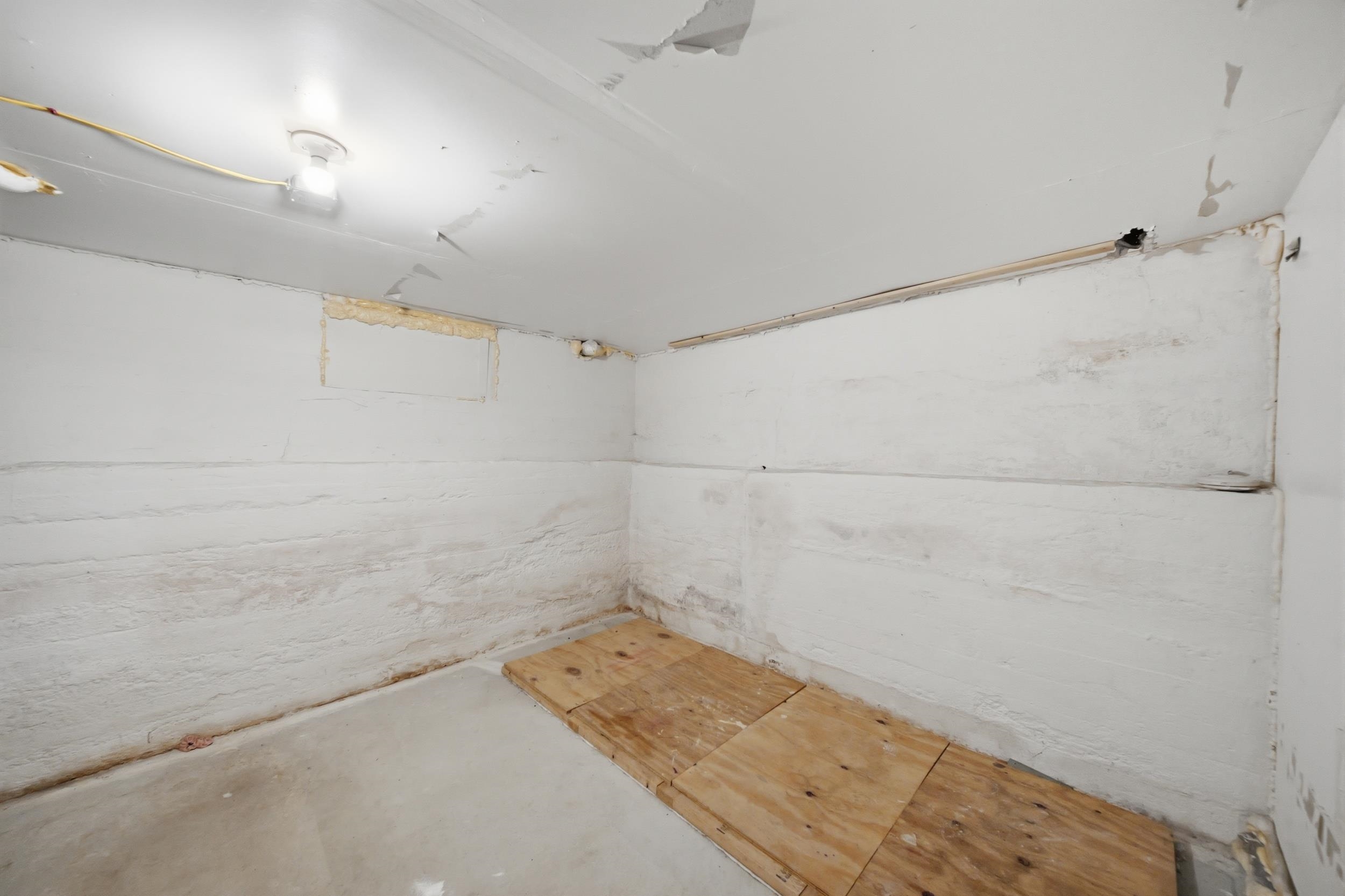 538 Somerville Street Property Photo 39